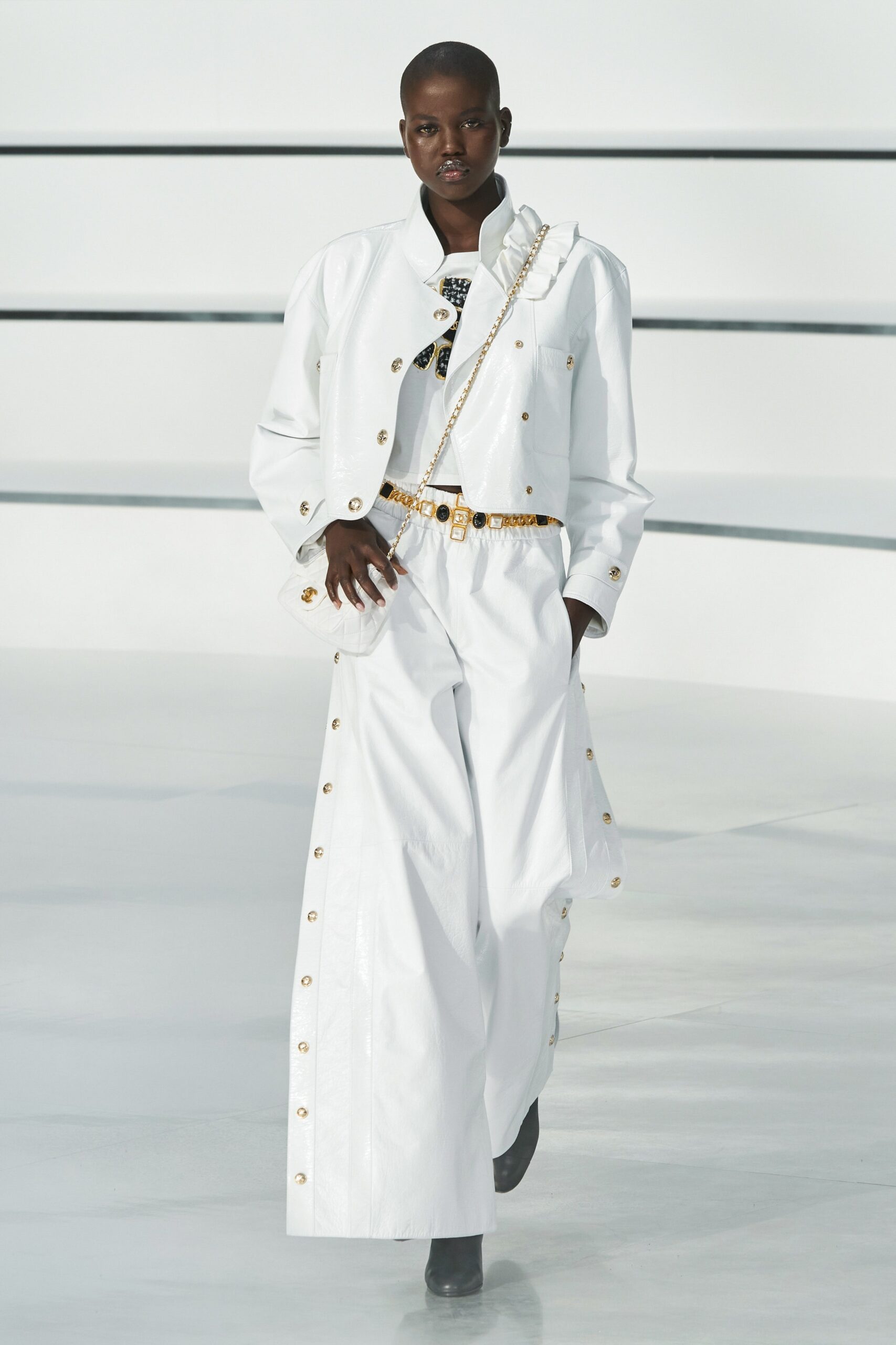 Chanel F/W 20 Look 31