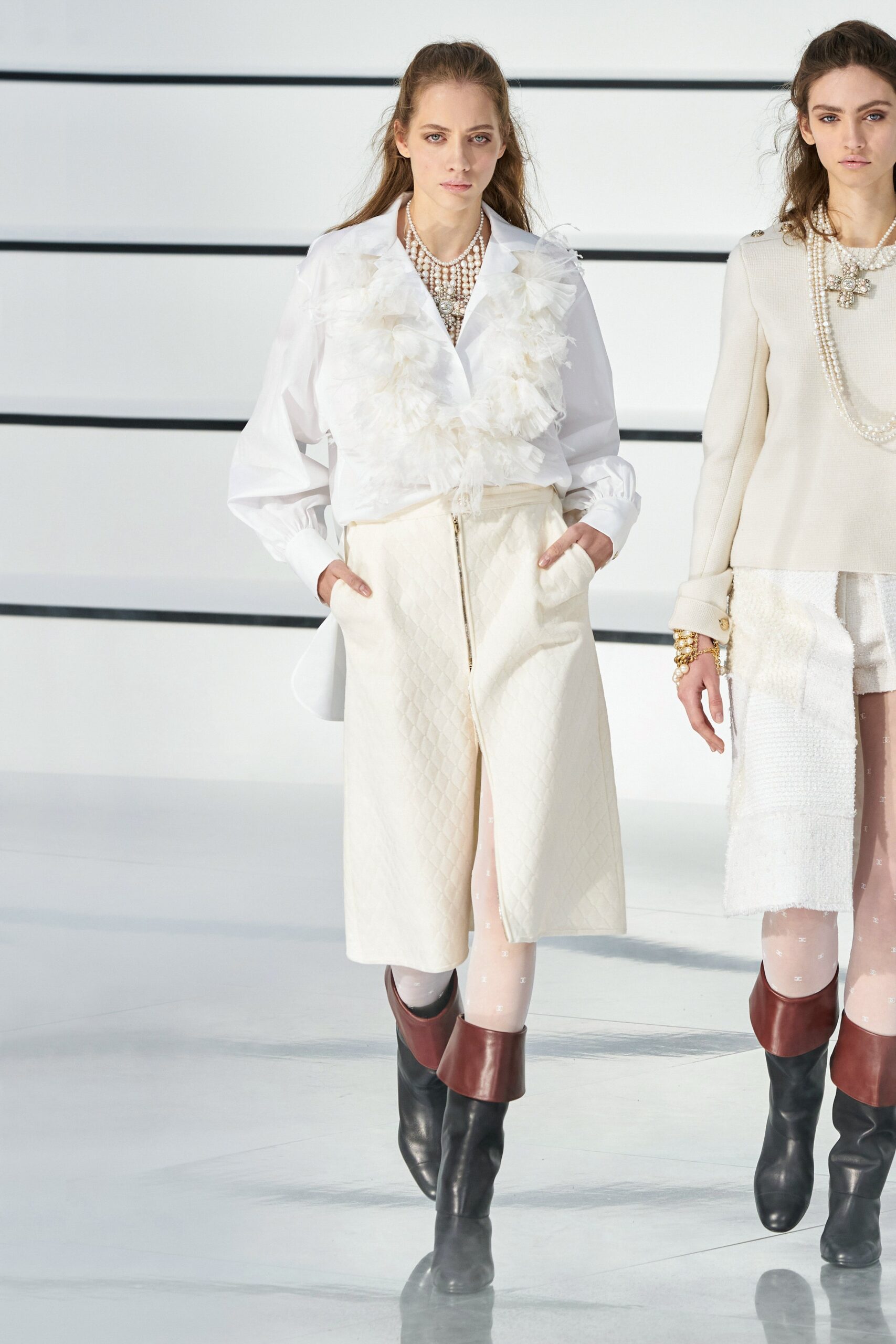 Chanel F/W 20 Look 35