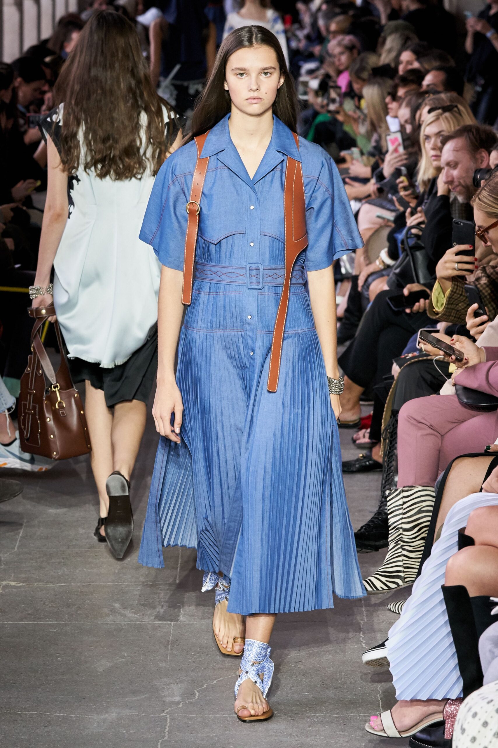 Cédric Charlier S/S 20 Look 228