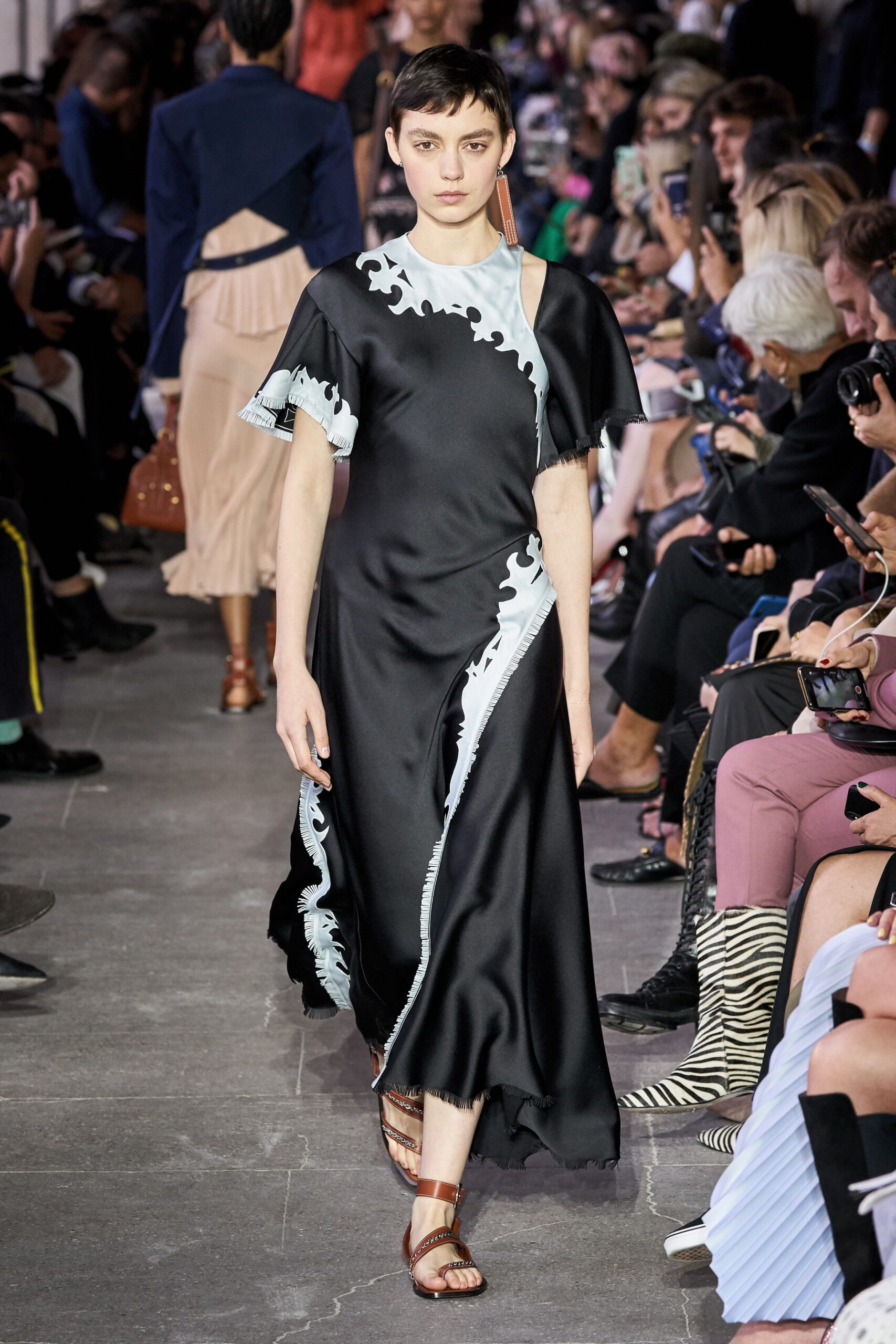 Cédric Charlier S/S 20 Look 334
