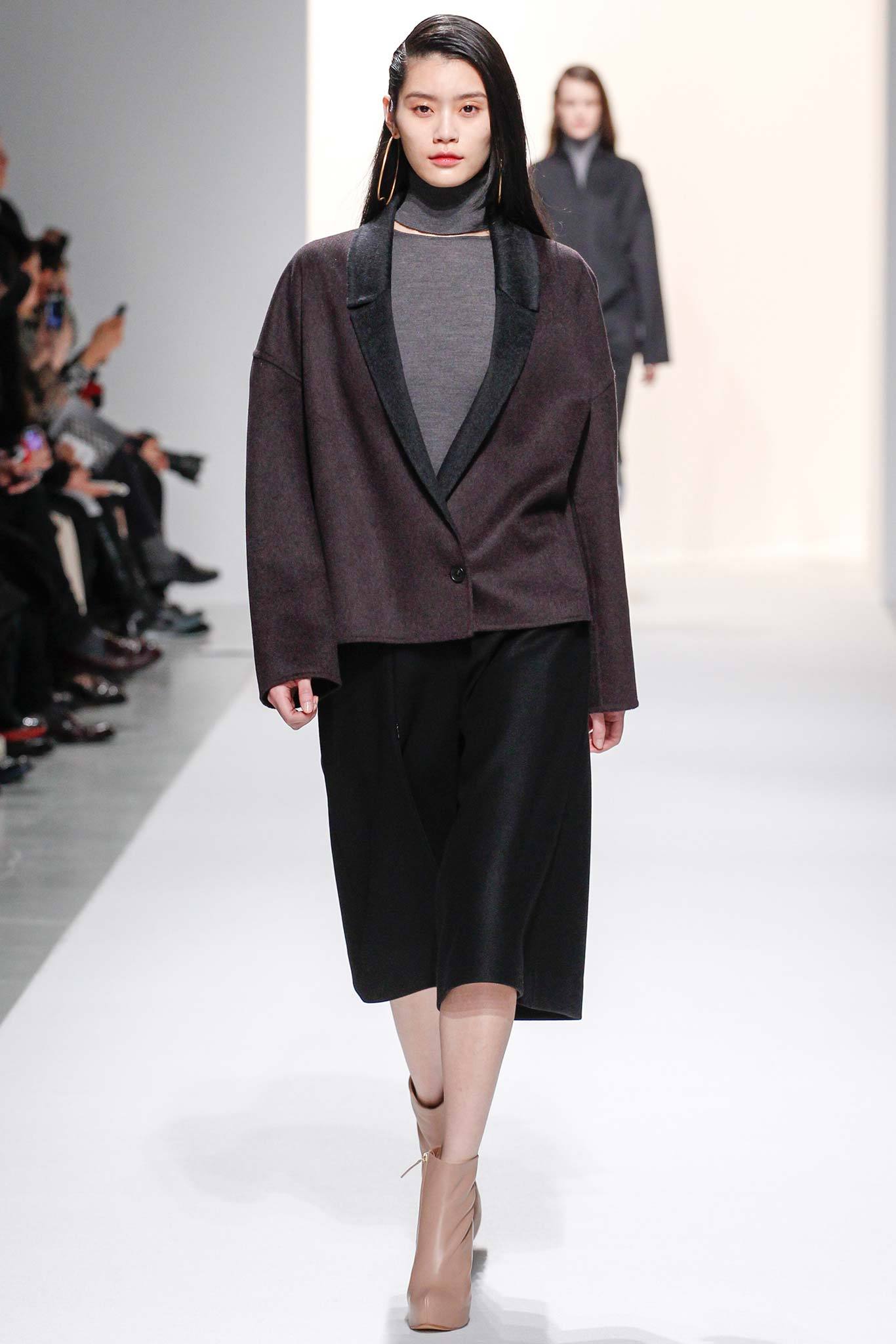 Chalayan F/W 14 Look 30