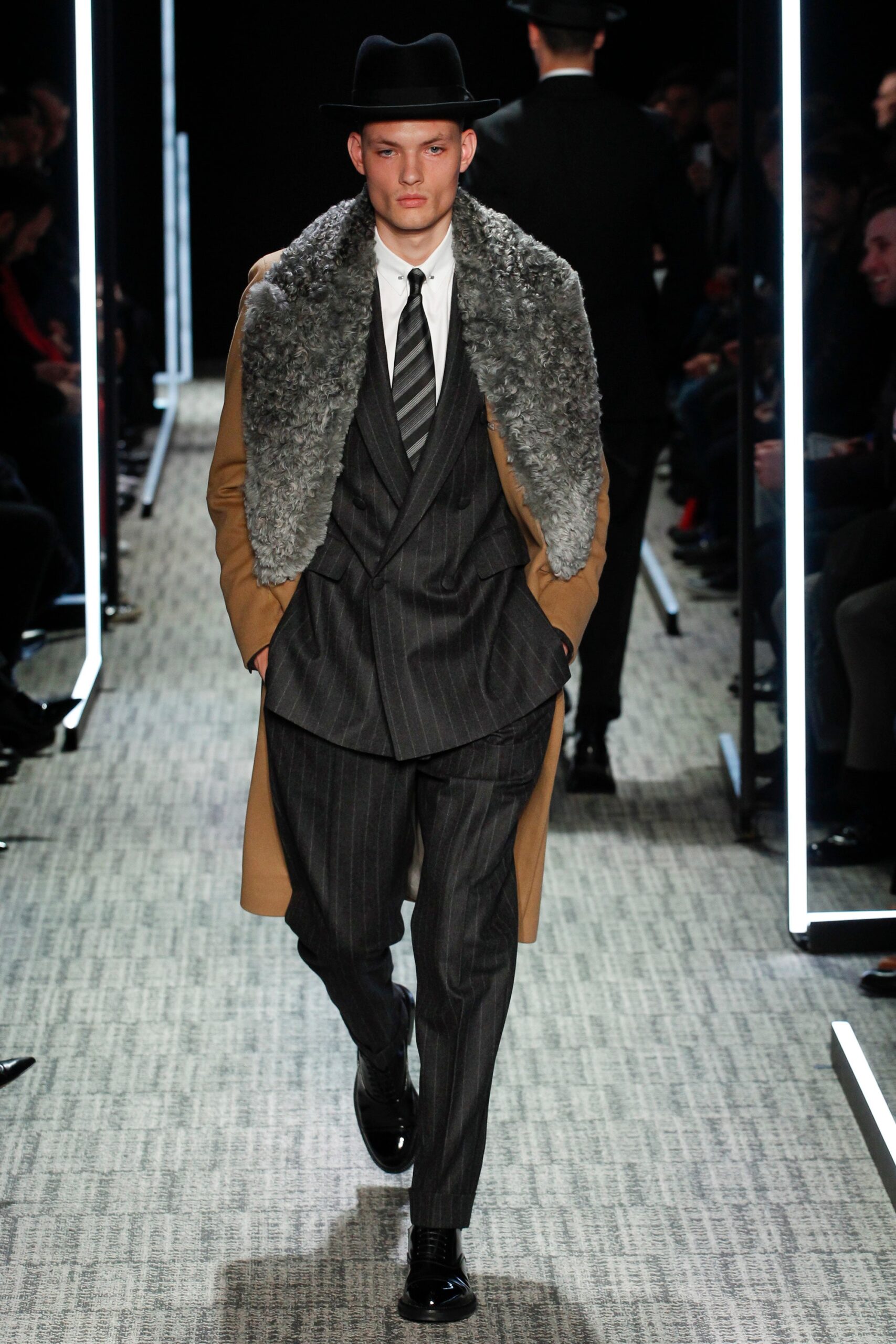 Cerruti 1881 F/W 17 Menswear Look 84