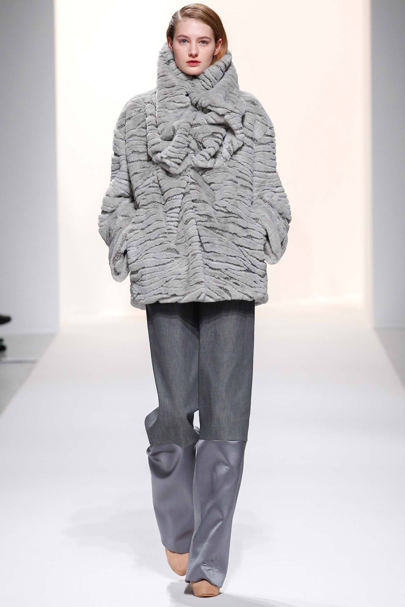 Chalayan F/W 14 Look 50