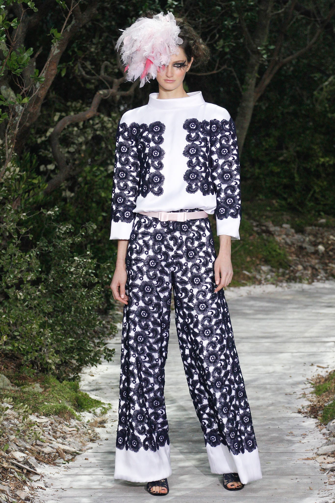 Chanel S/S 13 Couture Look 235