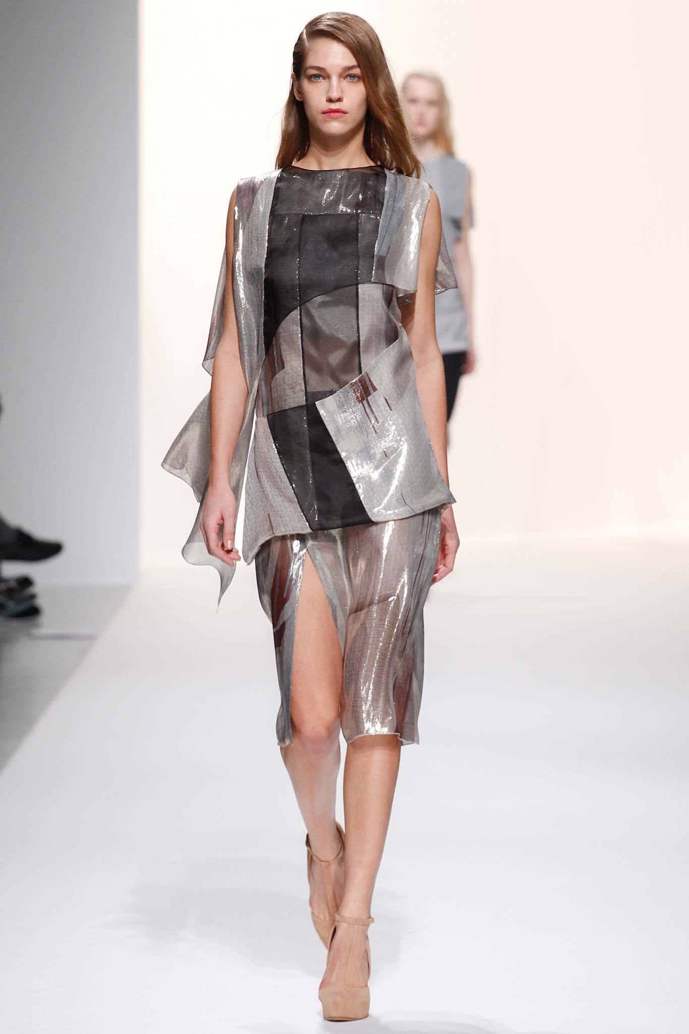 Chalayan F/W 14 Look 142