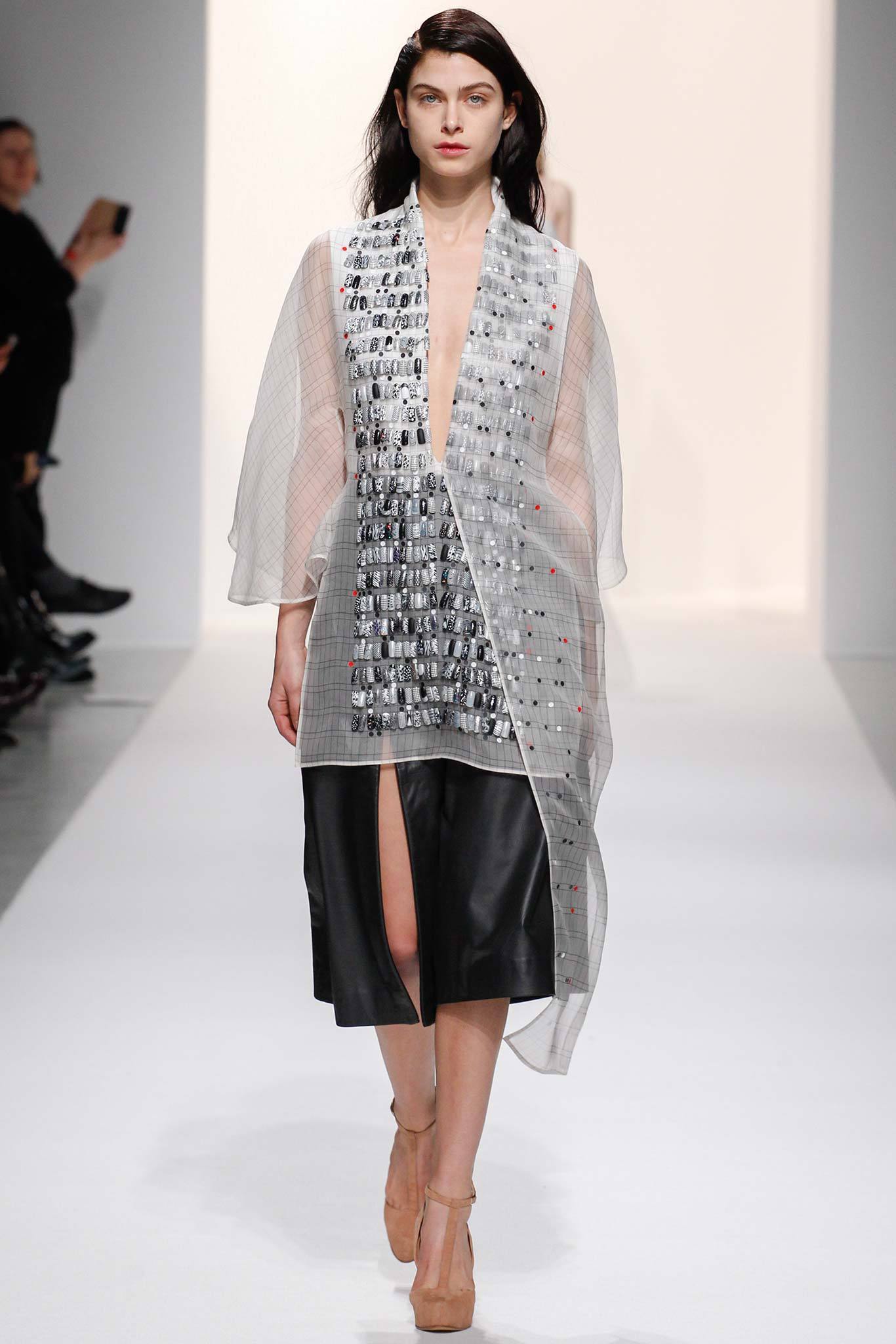 Chalayan F/W 14 Look 217