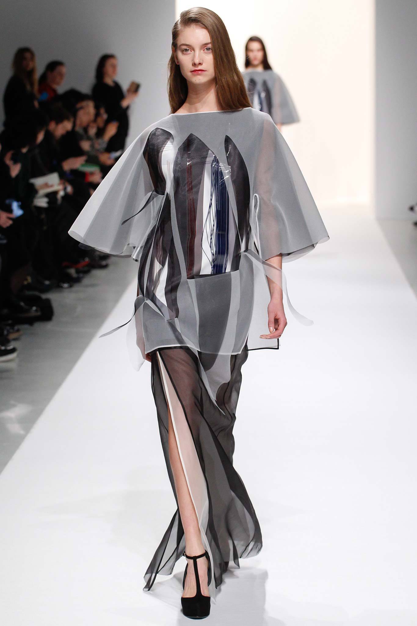 Chalayan F/W 14 Look 270