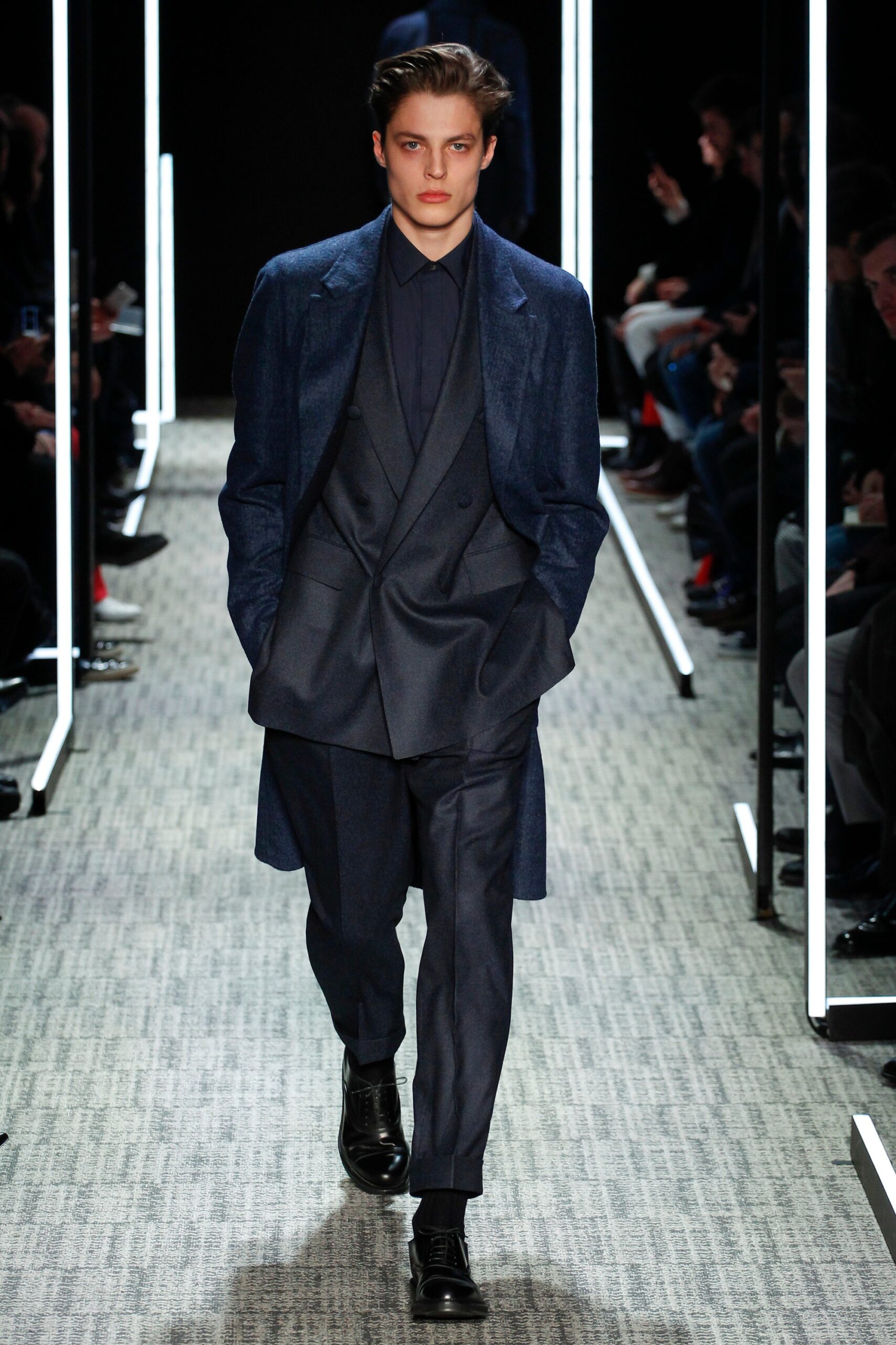 Cerruti 1881 F/W 17 Menswear Look 508