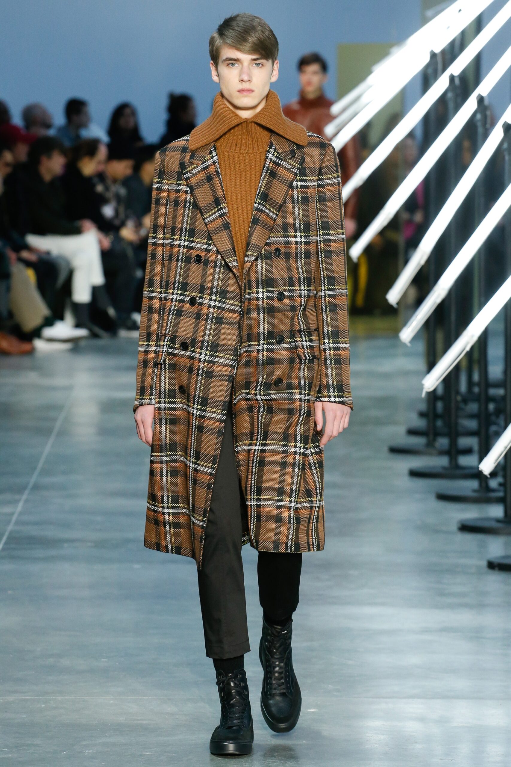 Cerruti 1881 F/W 18 Menswear Look 510