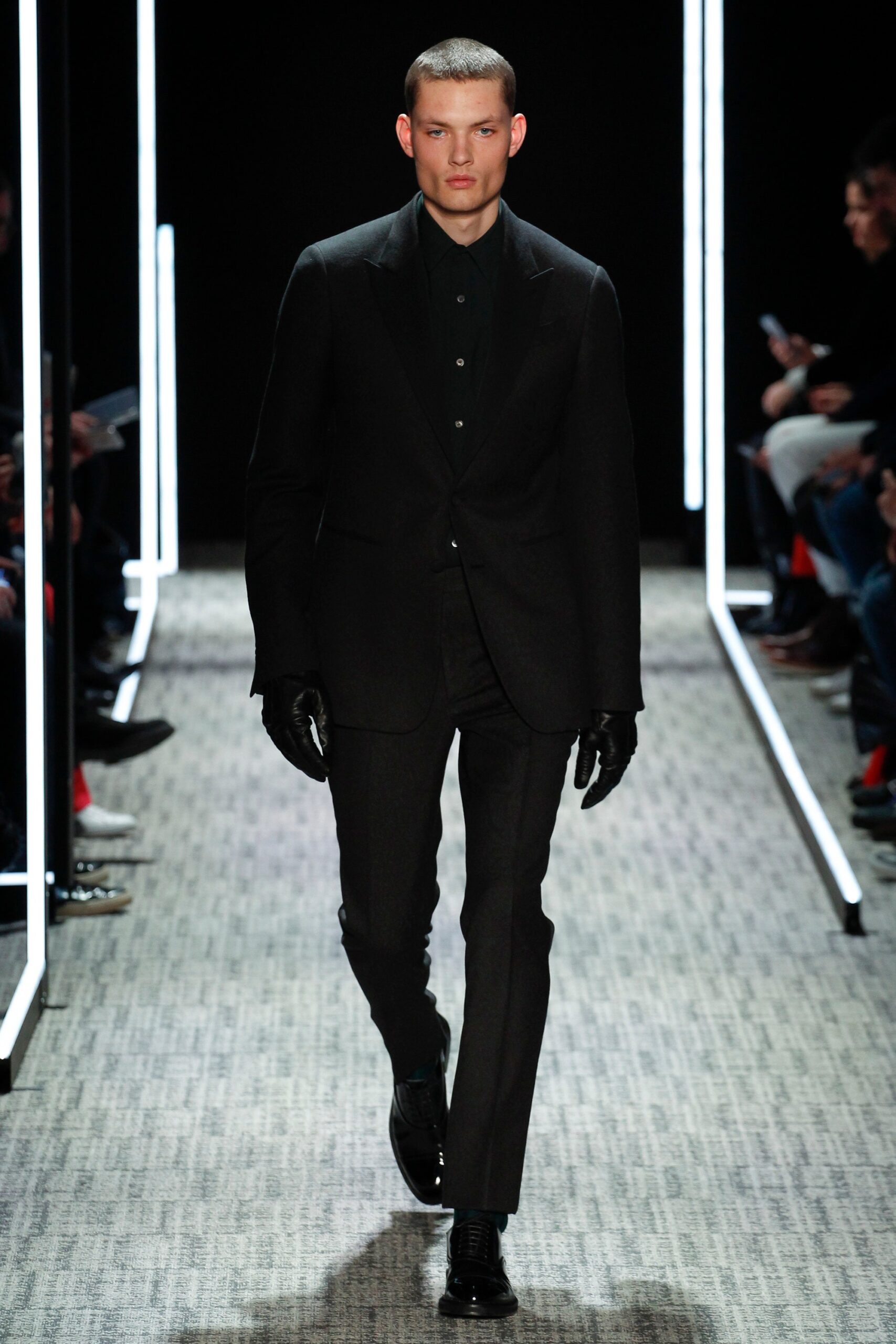 Cerruti 1881 F/W 17 Menswear Look 534