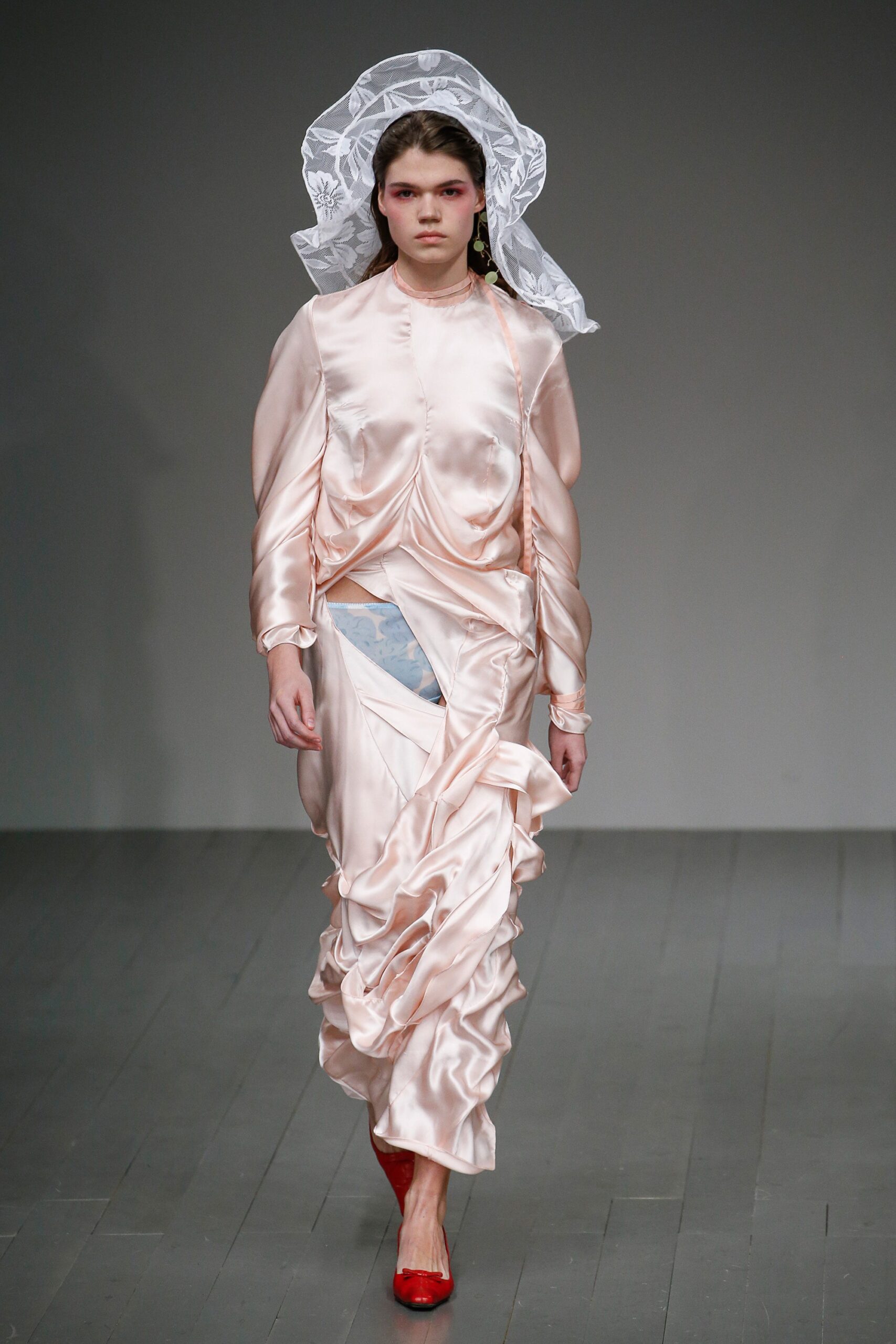 Central Saint Martins F/W 18 Look 39