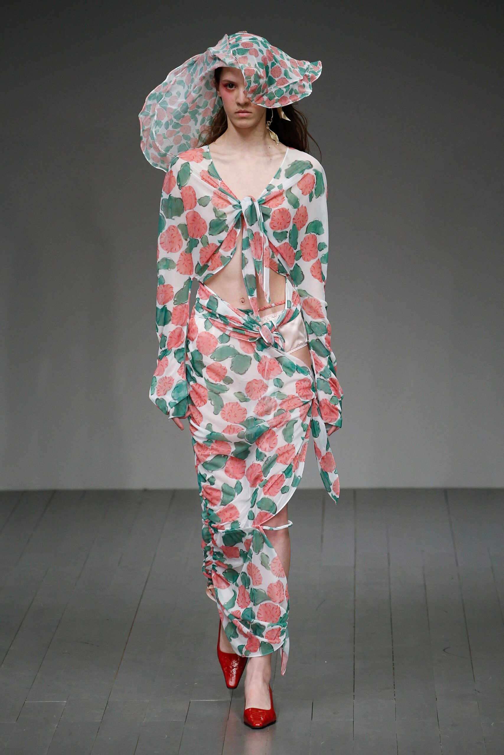 Central Saint Martins F/W 18 Look 45