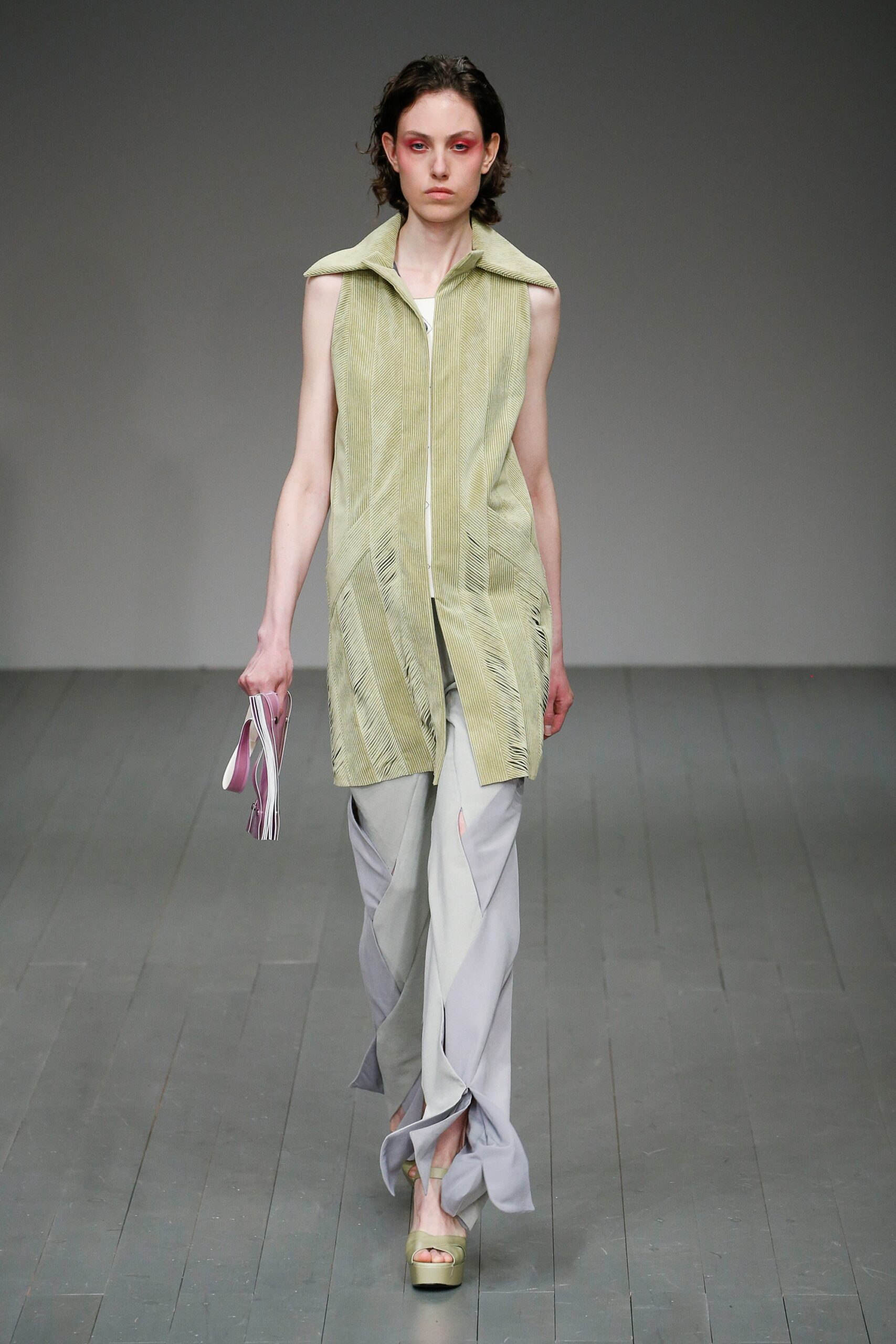 Central Saint Martins F/W 18 Look 49