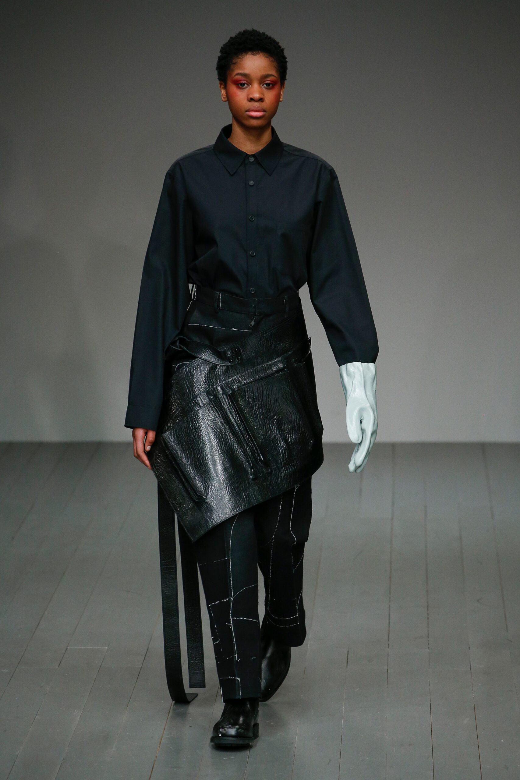Central Saint Martins F/W 18 Look 69