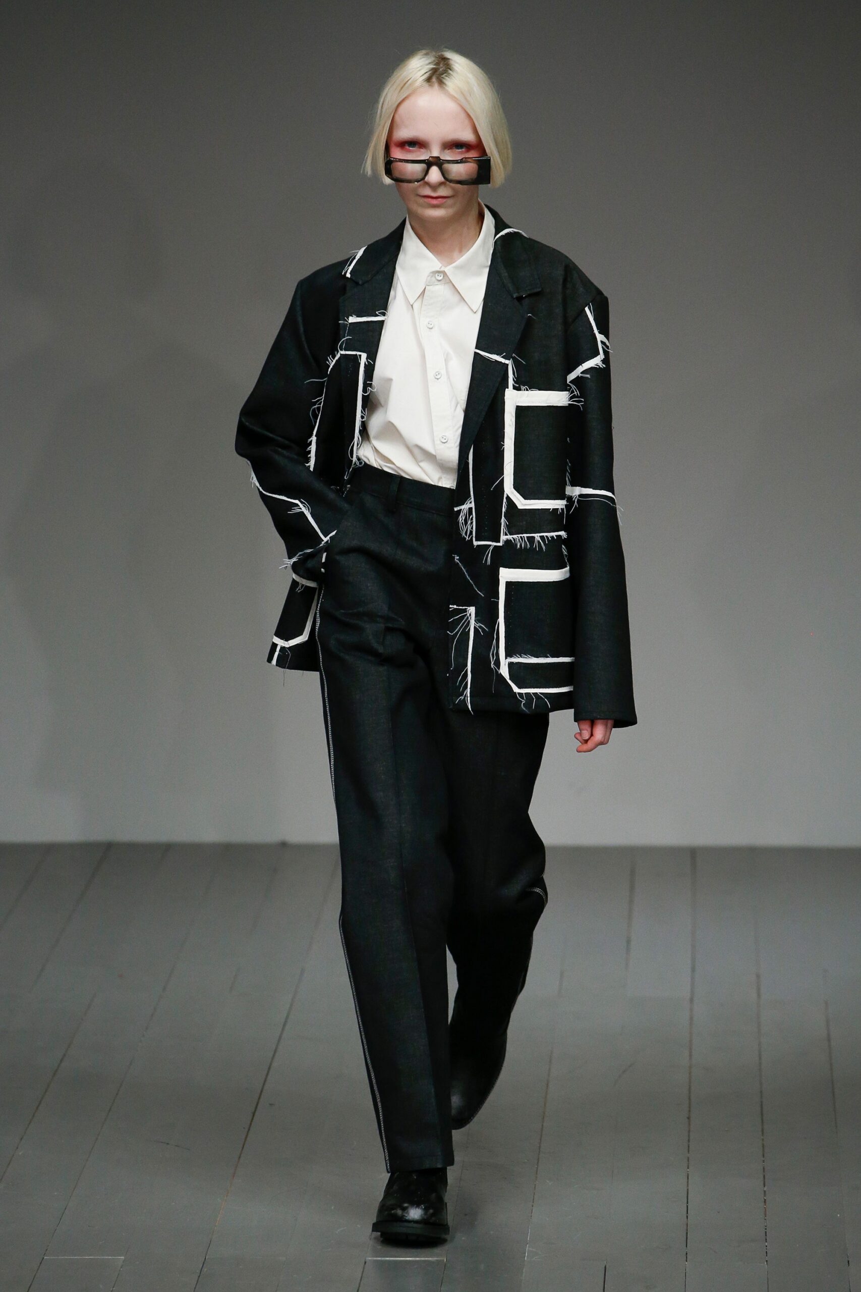 Central Saint Martins F/W 18 Look 71