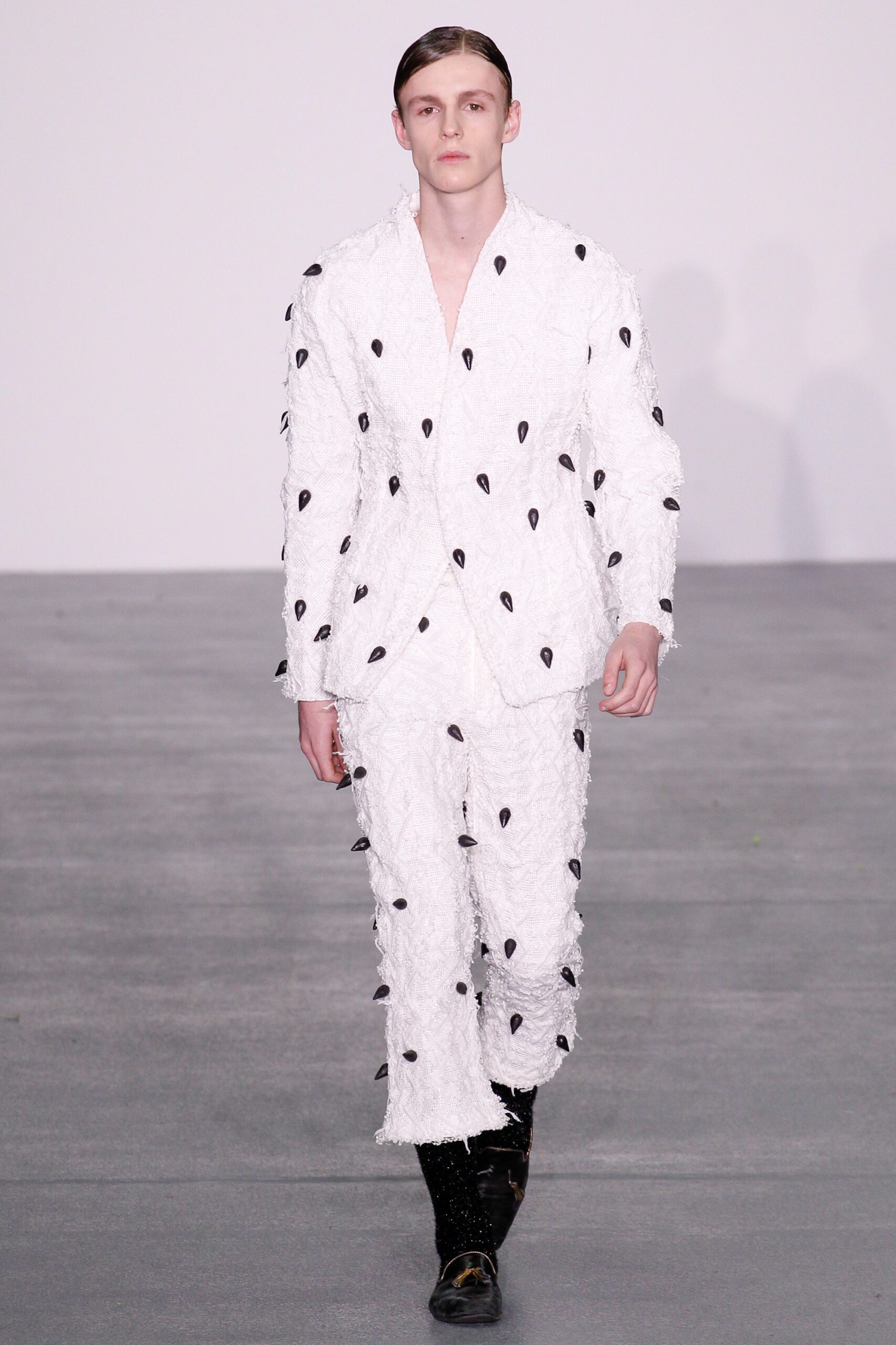 Central Saint Martins F/W 16 Look 73
