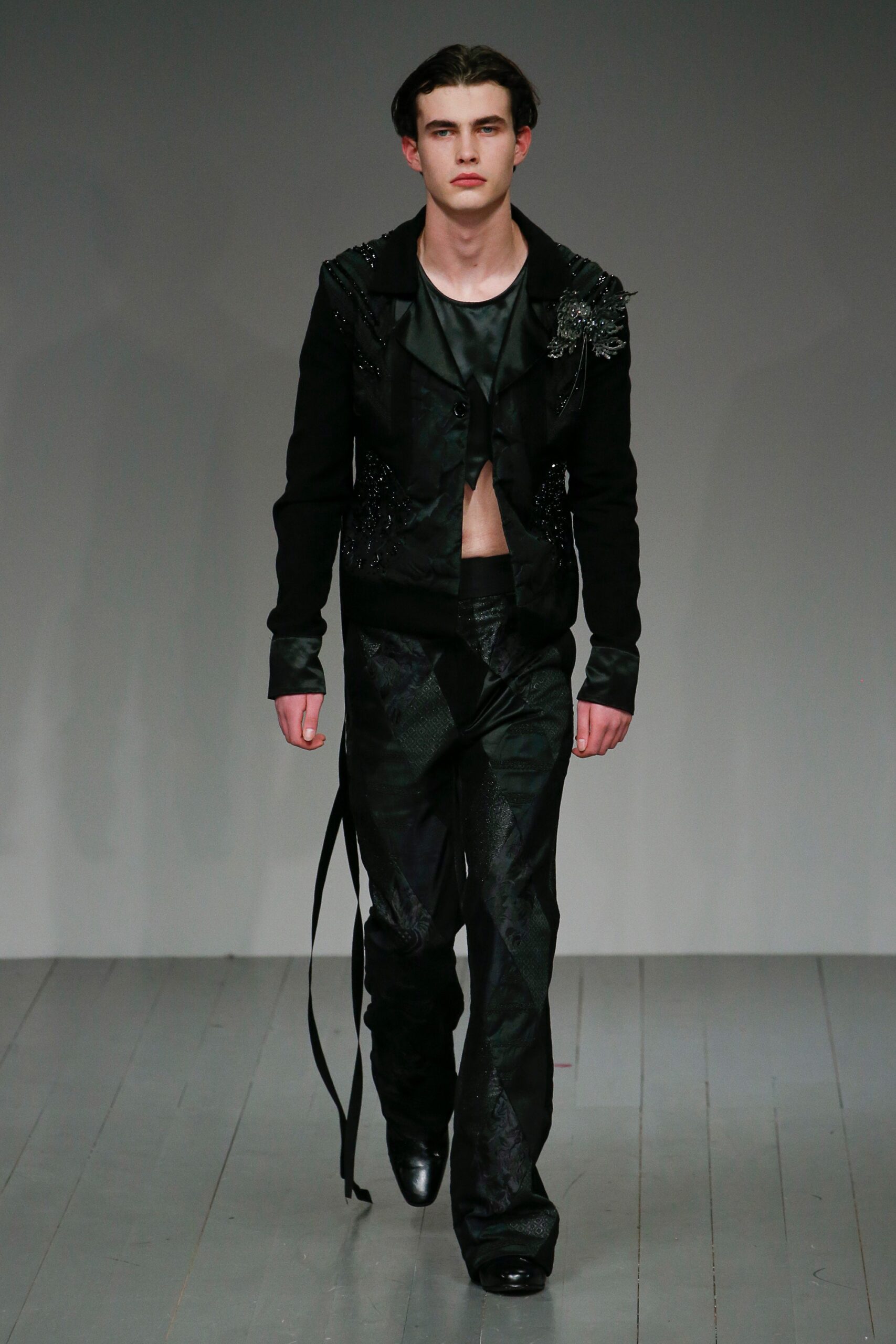 Central Saint Martins F/W 18 Look 86