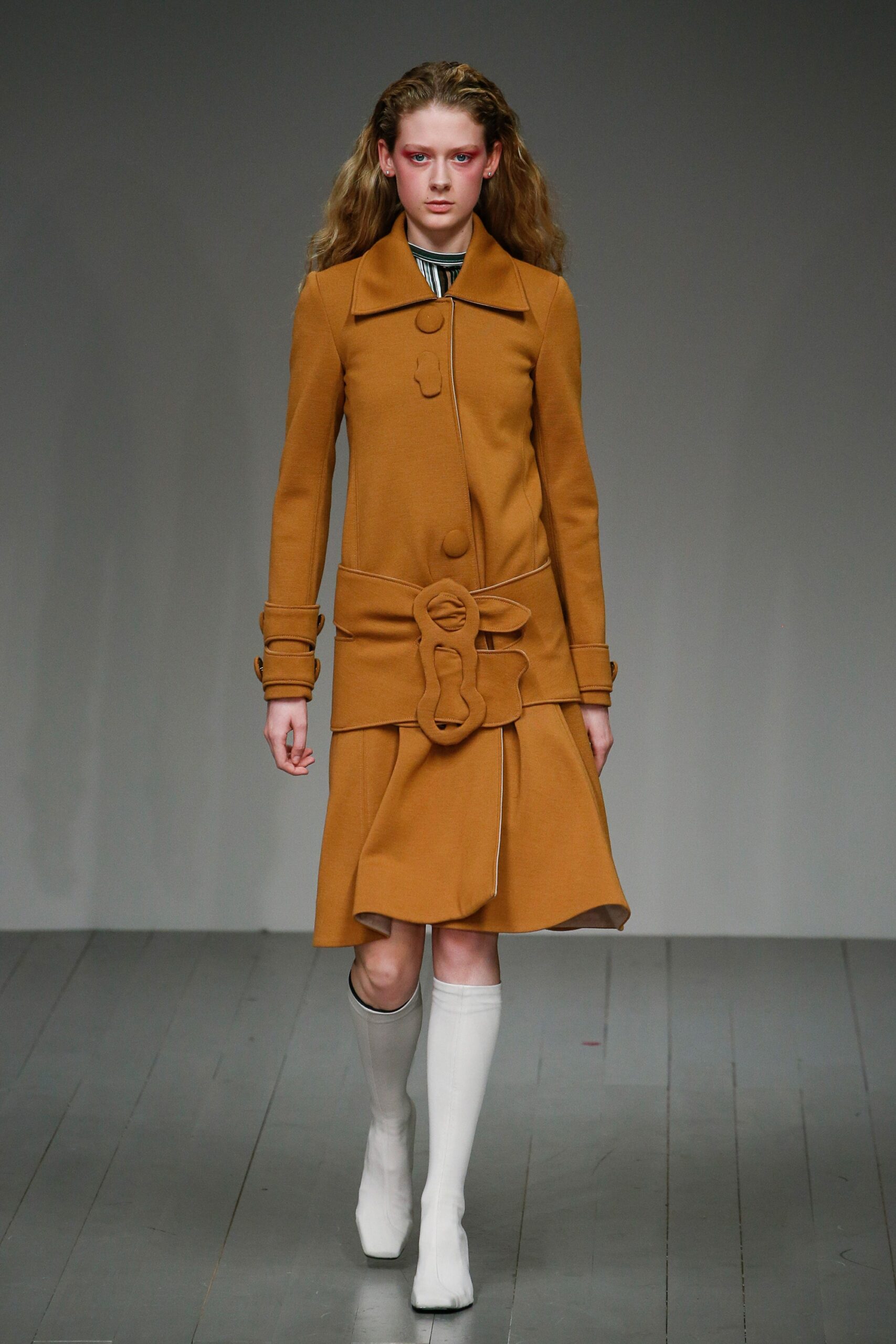 Central Saint Martins F/W 18 Look 95