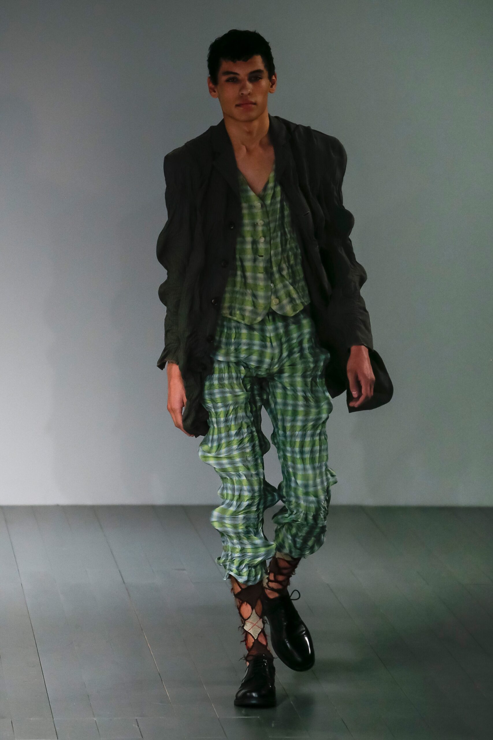 Central Saint Martins F/W 18 Look 100