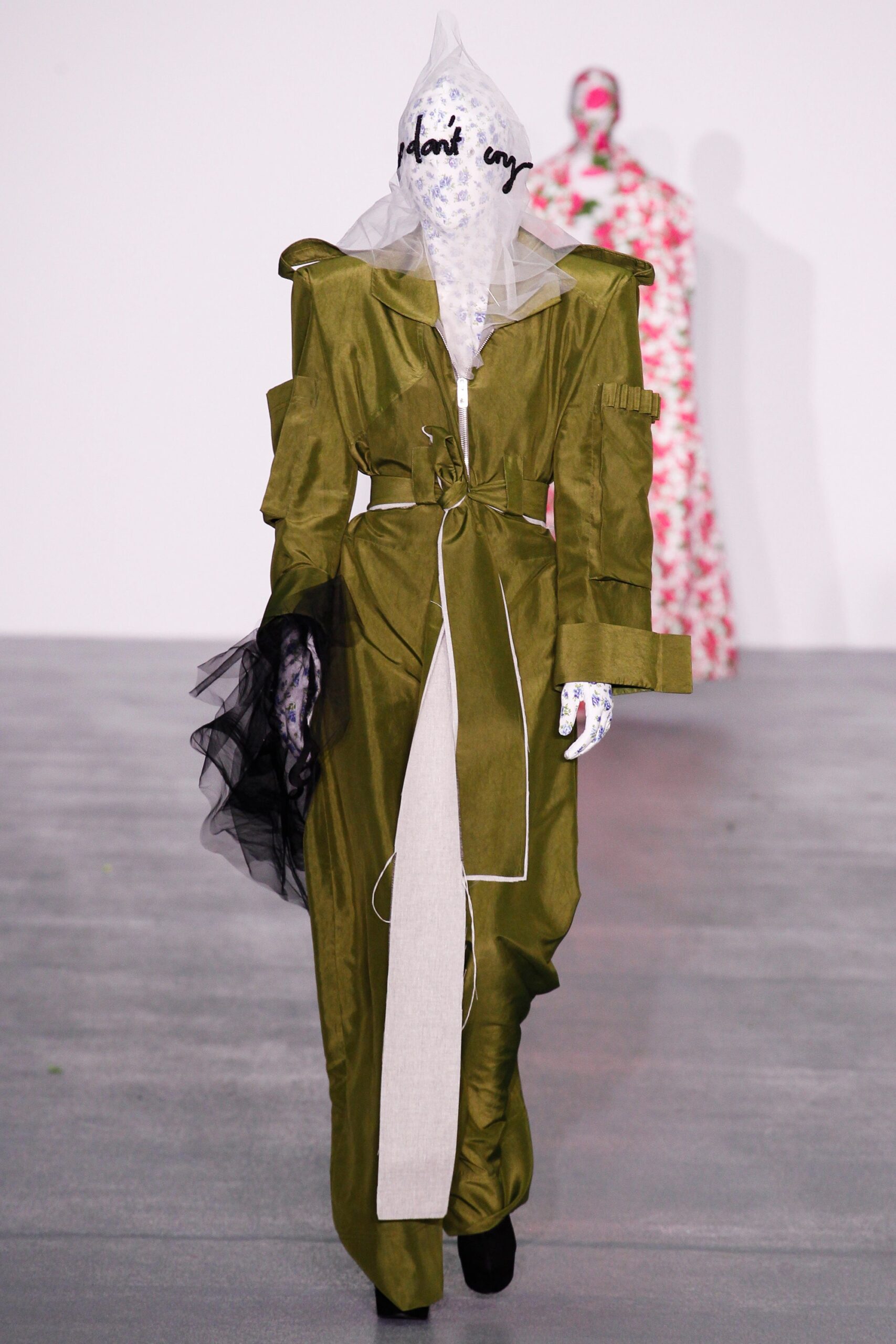 Central Saint Martins F/W 16 Look 103