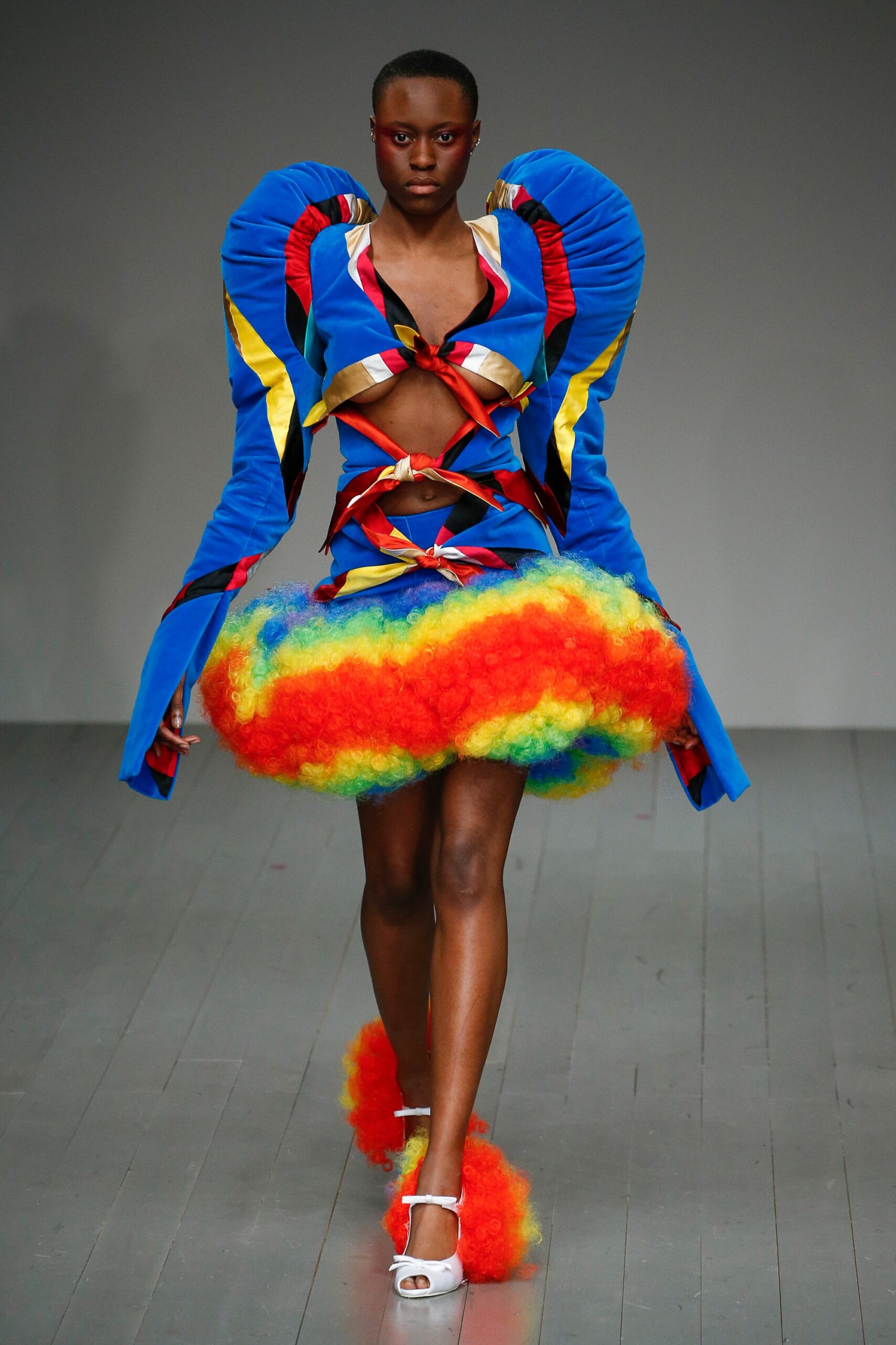 Central Saint Martins F/W 18 Look 143