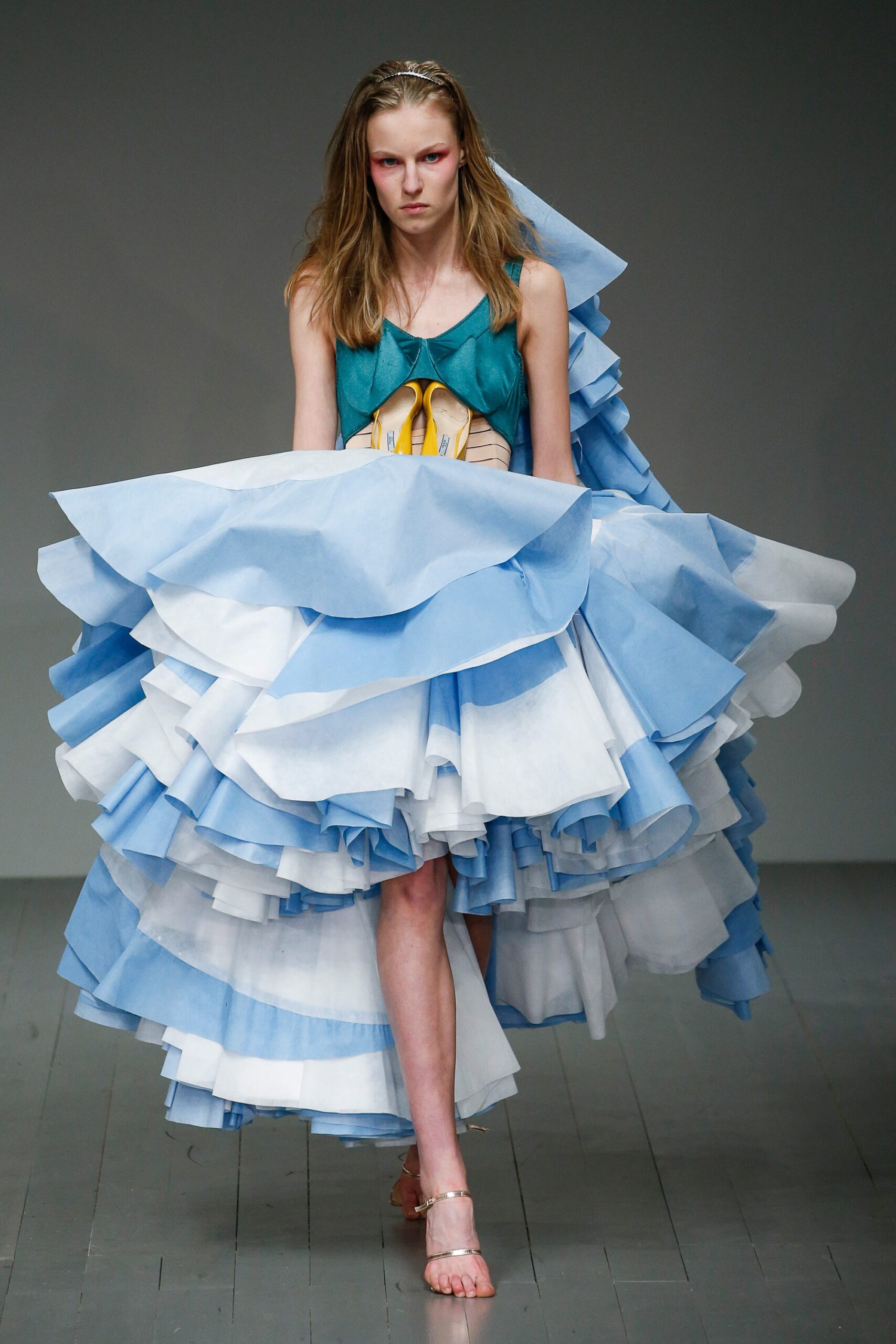 Central Saint Martins F/W 18 Look 146