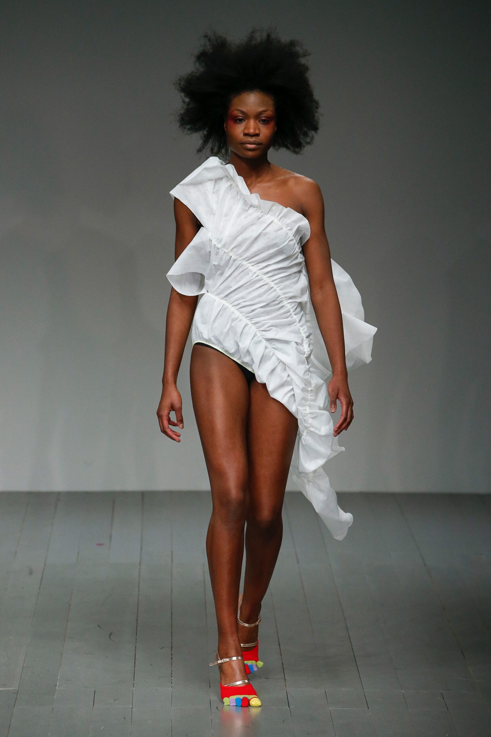 Central Saint Martins F/W 18 Look 149