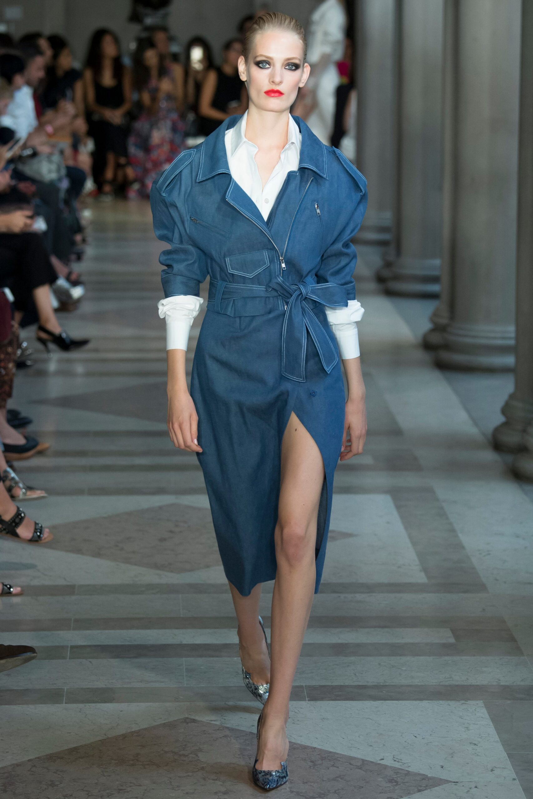 Carolina Herrera S/S 17 Look 31
