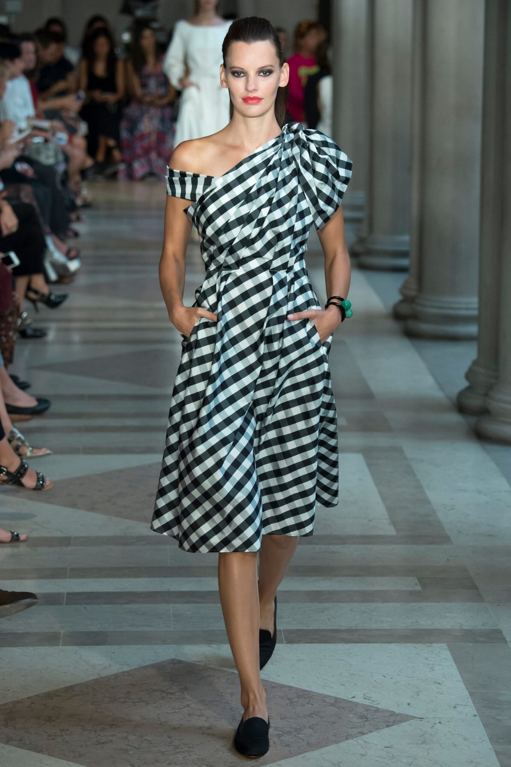 Carolina Herrera S/S 17 Look 301