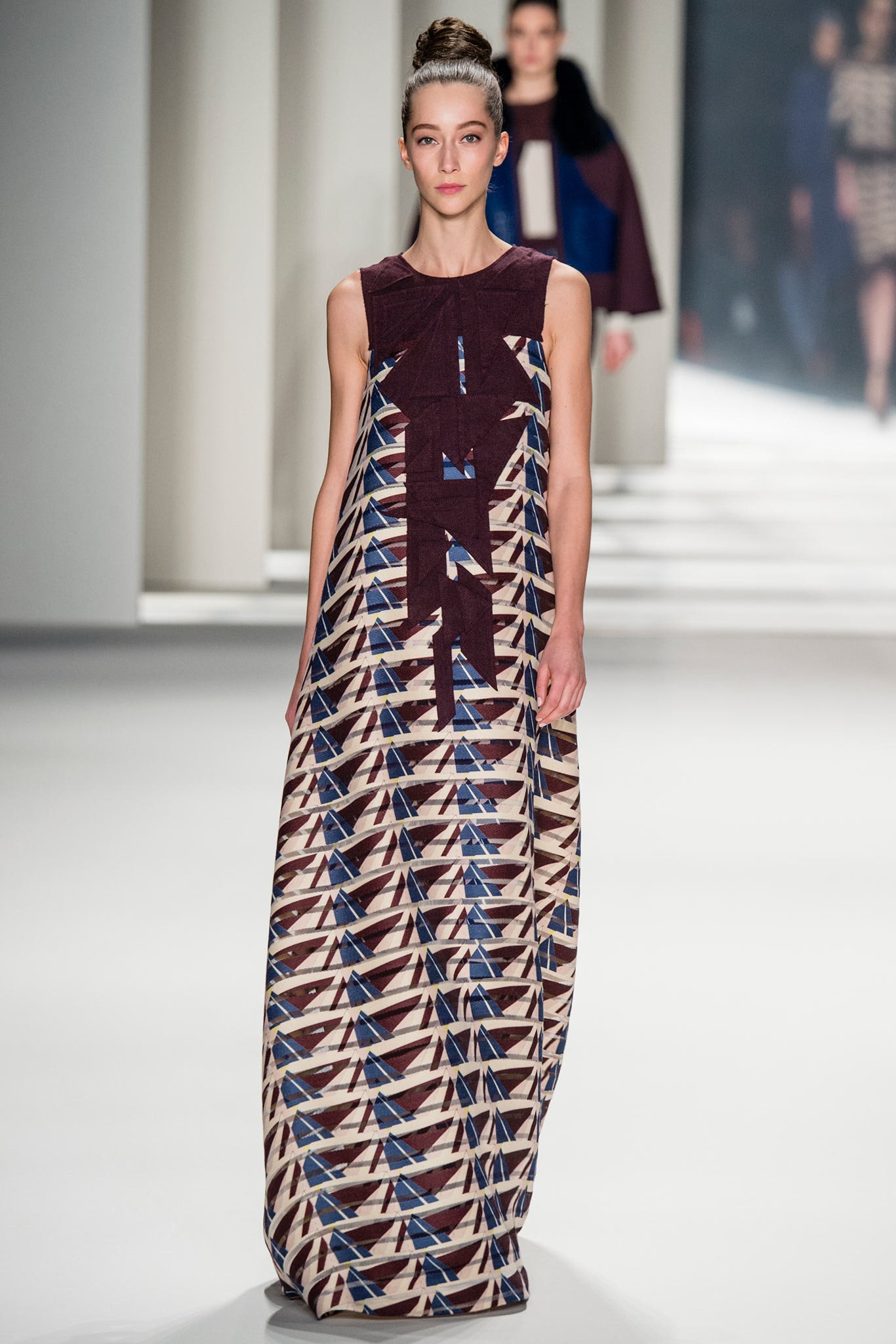 Carolina Herrera F/W 14 Look 43