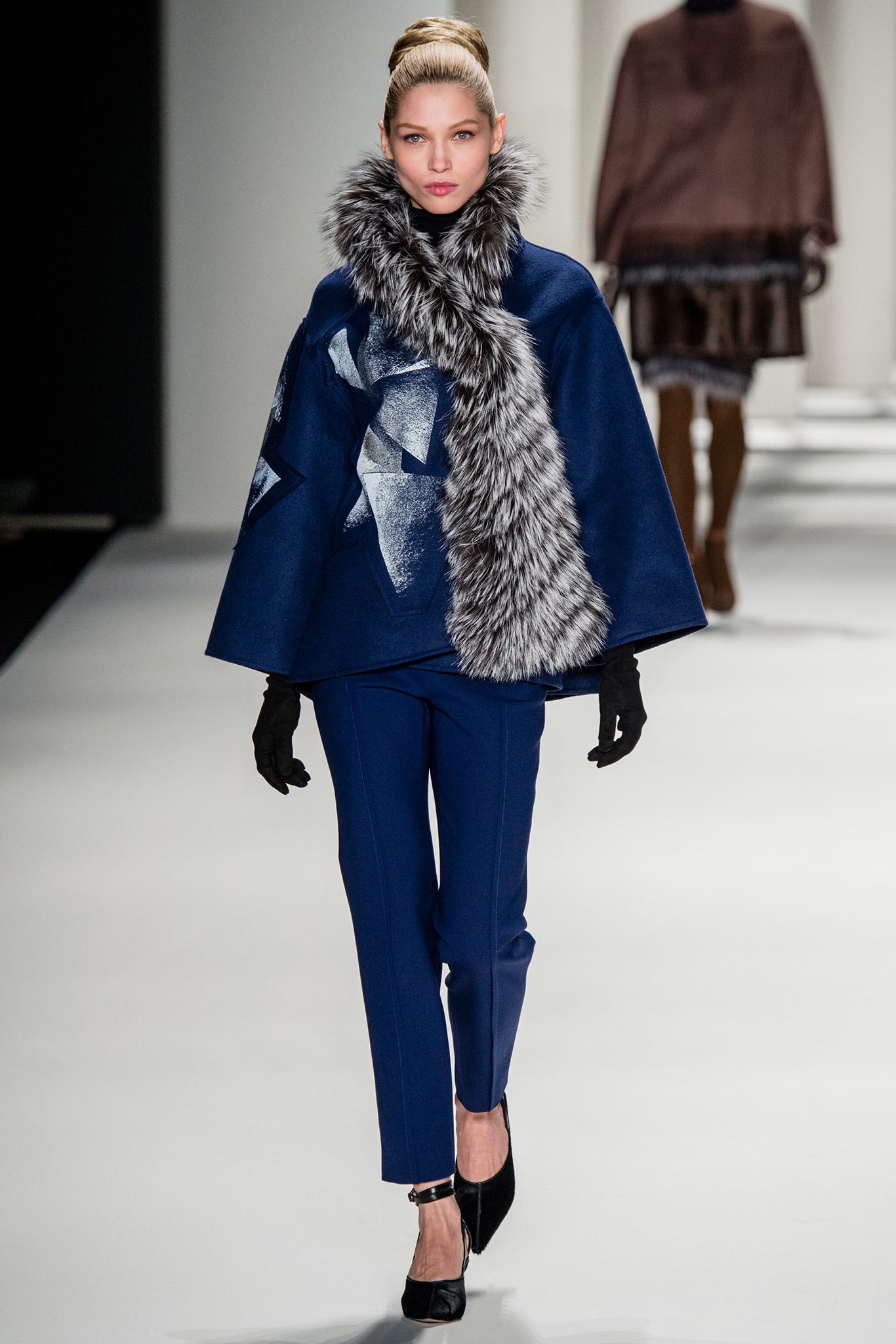 Carolina Herrera F/W 14 Look 75