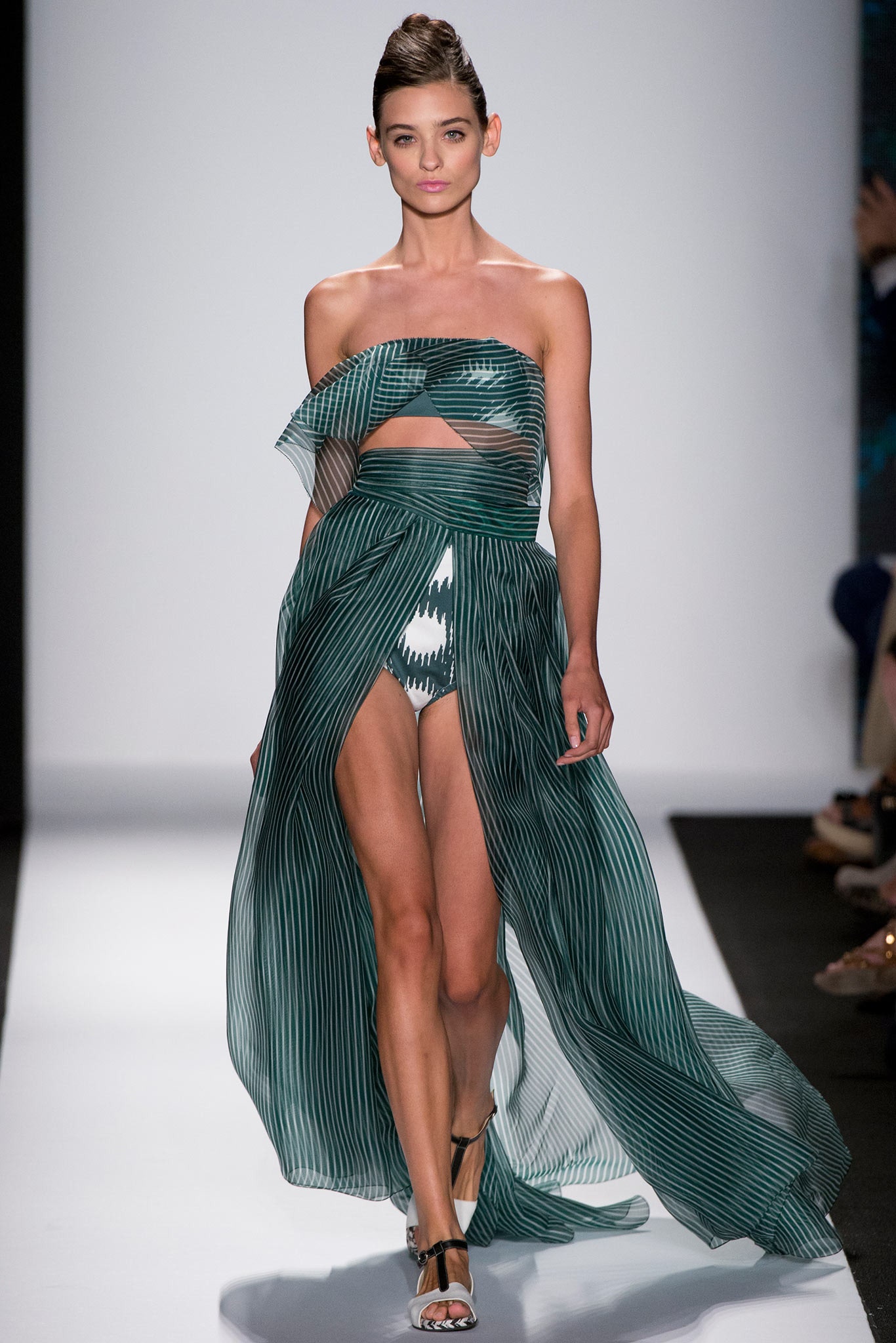 Carolina Herrera S/S 14 Look 22
