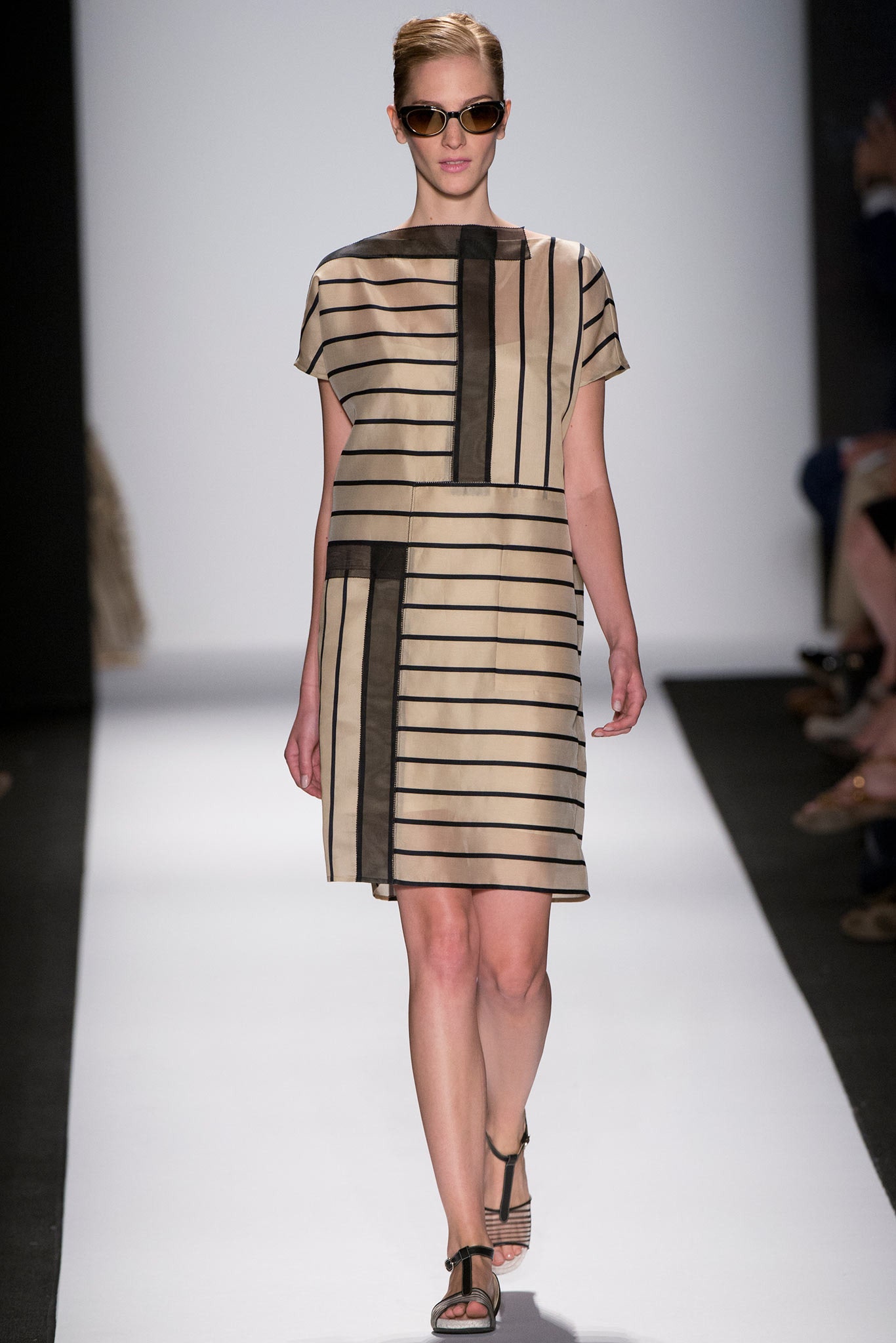 Carolina Herrera S/S 14 Look 132