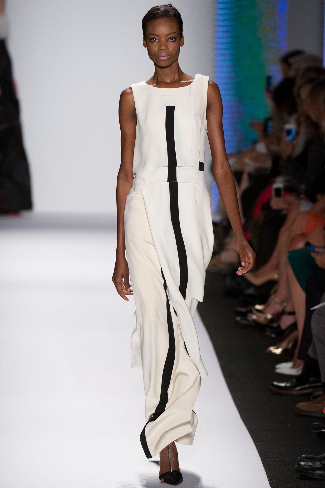 Carolina Herrera S/S 14 Look 221