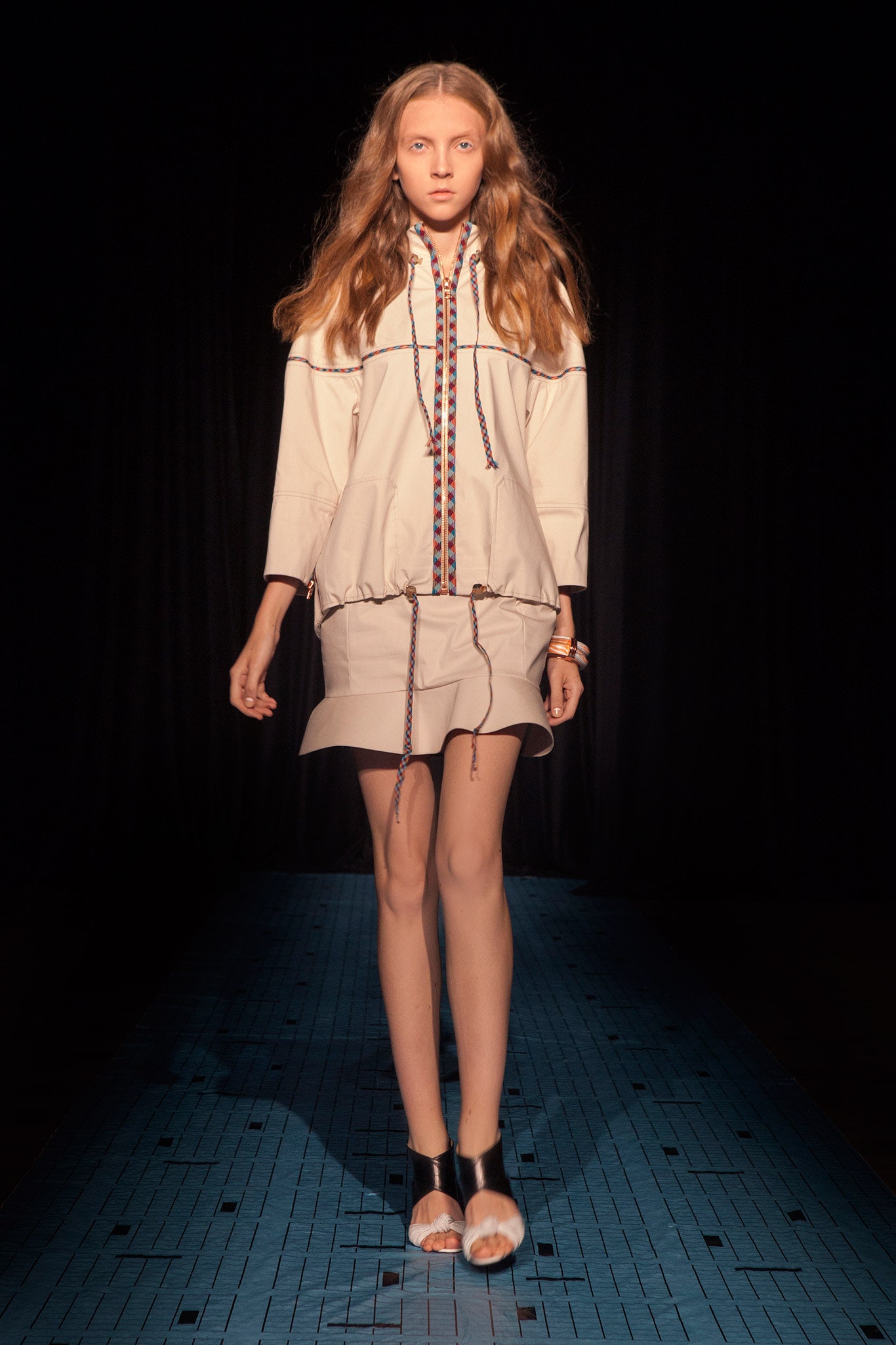embroidered drawstring anorak jacket