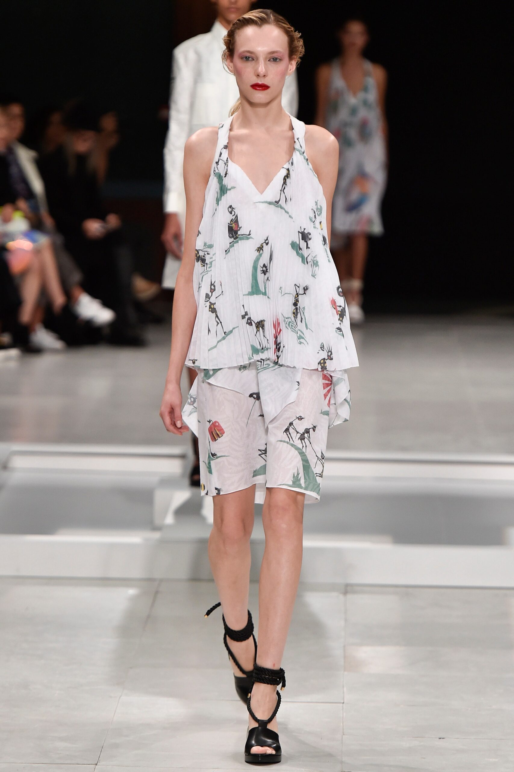 Chalayan S/S 16 Look 348