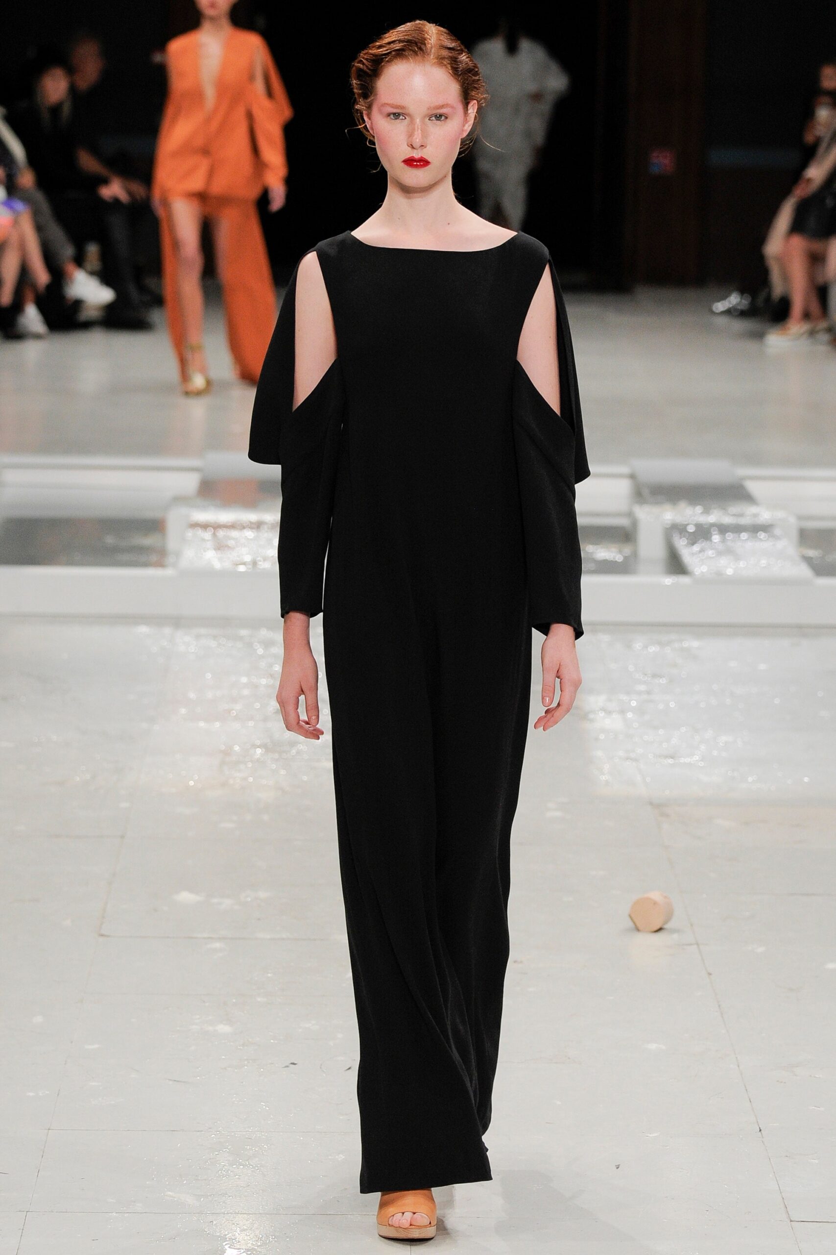 Chalayan S/S 16 Look 816