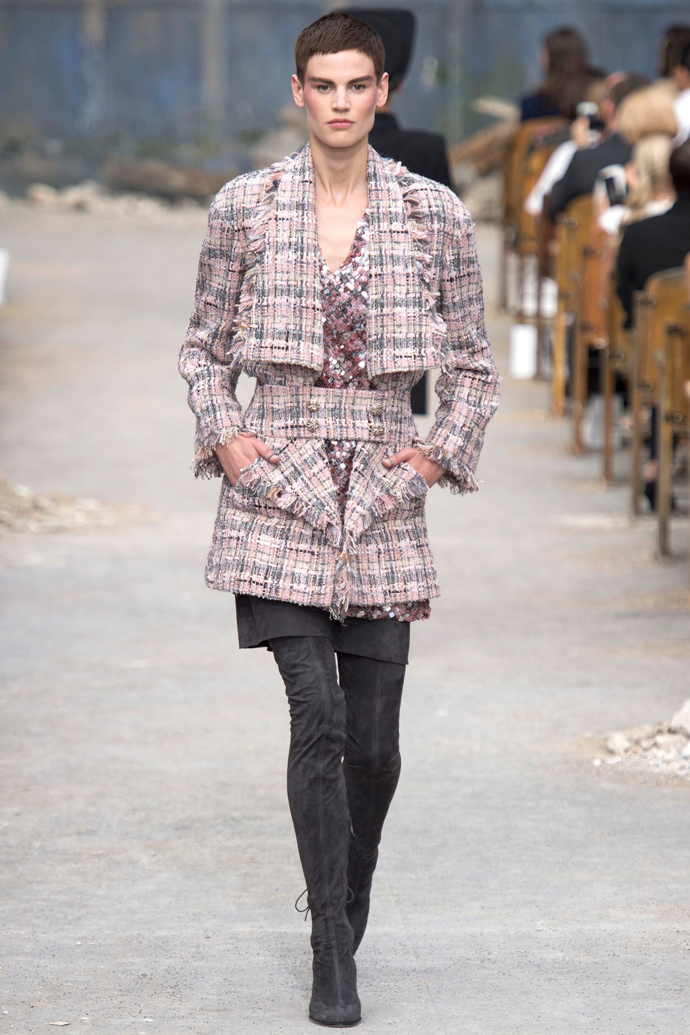 Chanel F/W 13 Couture Look 27