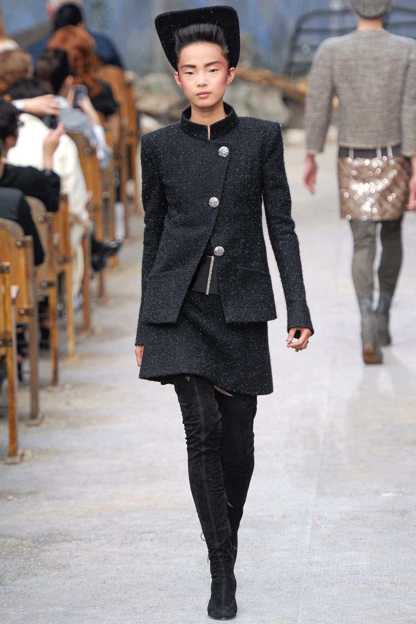 Chanel F/W 13 Couture Look 38