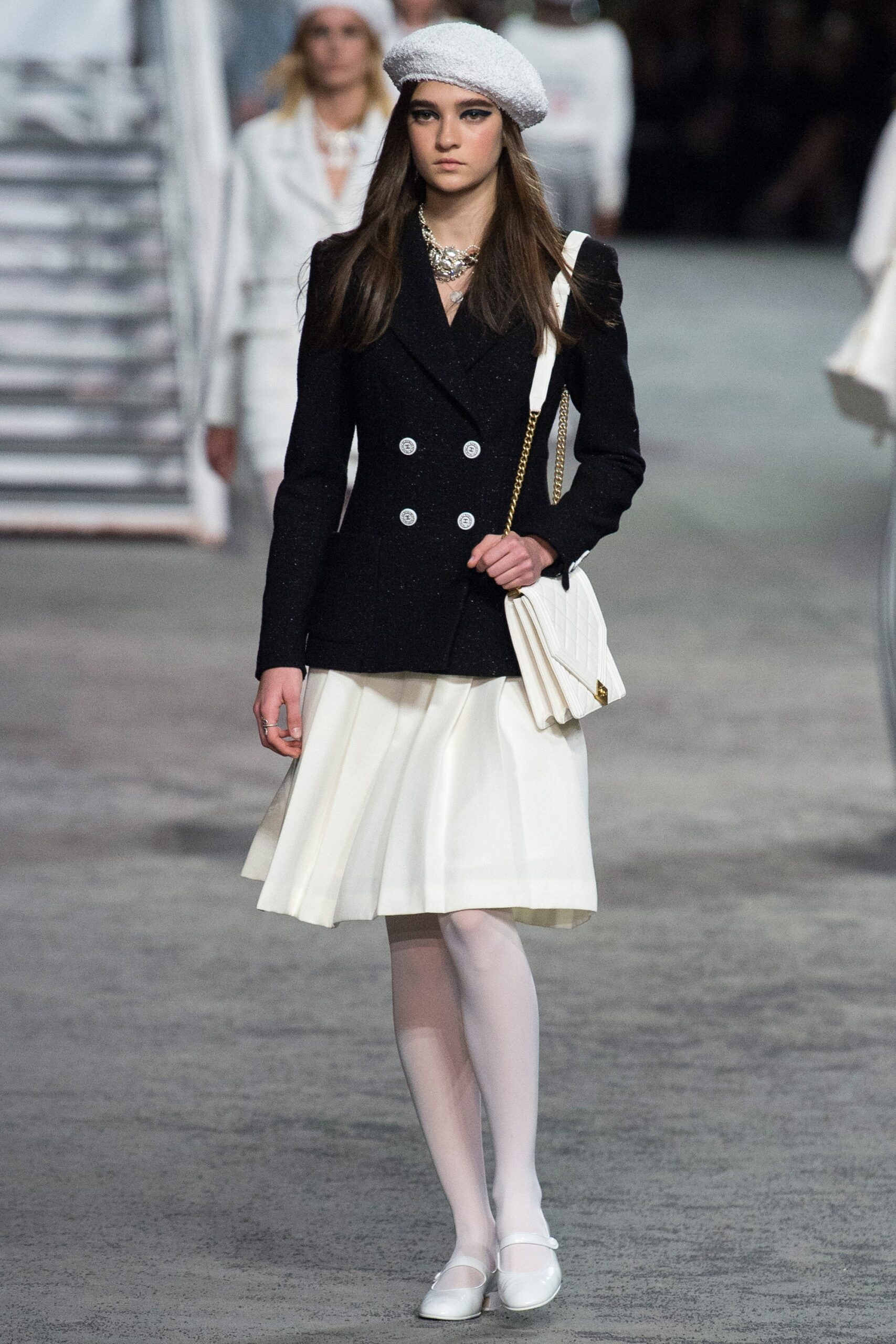 Chanel Resort 19 Look 4