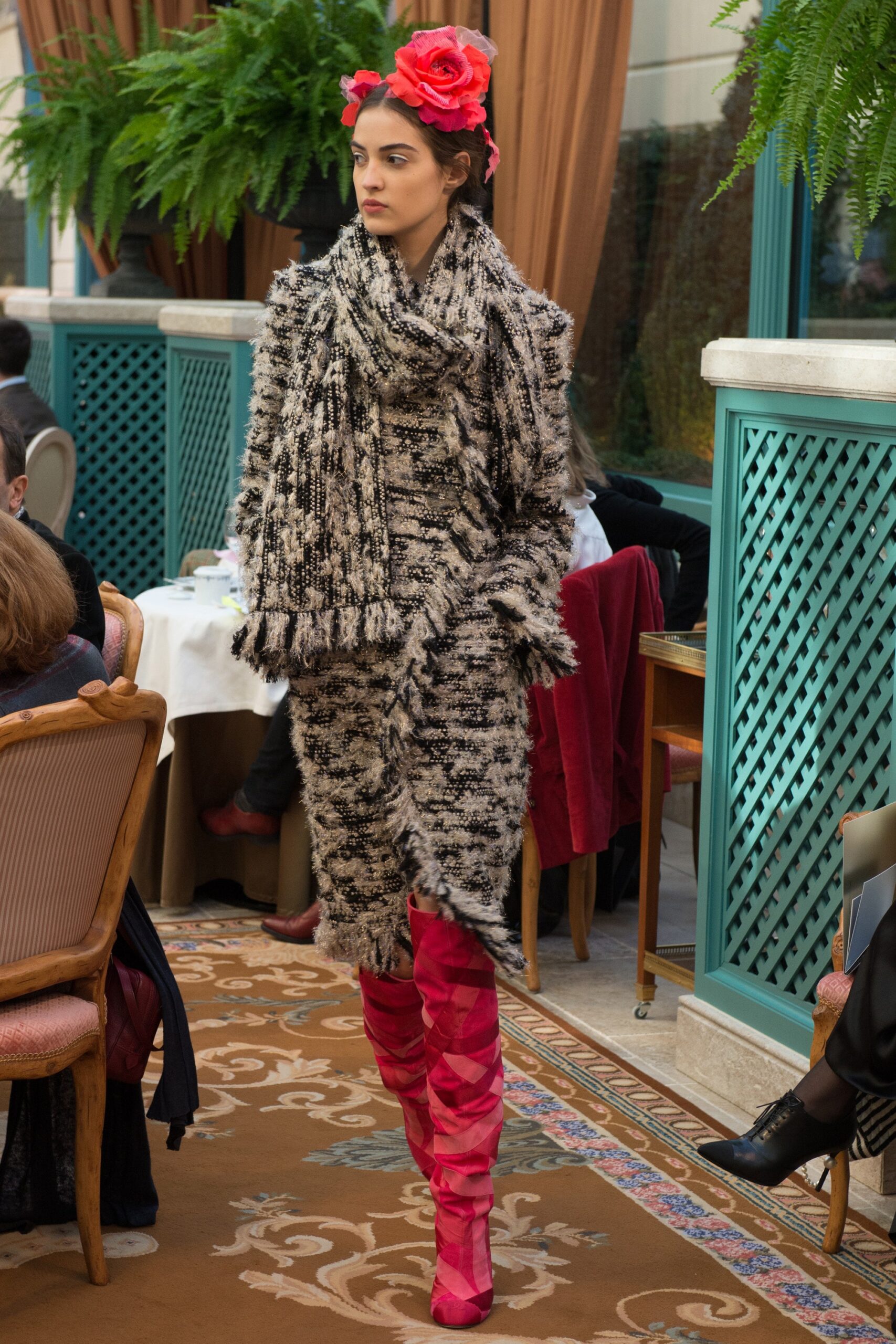 Chanel F/W 17 Look 216
