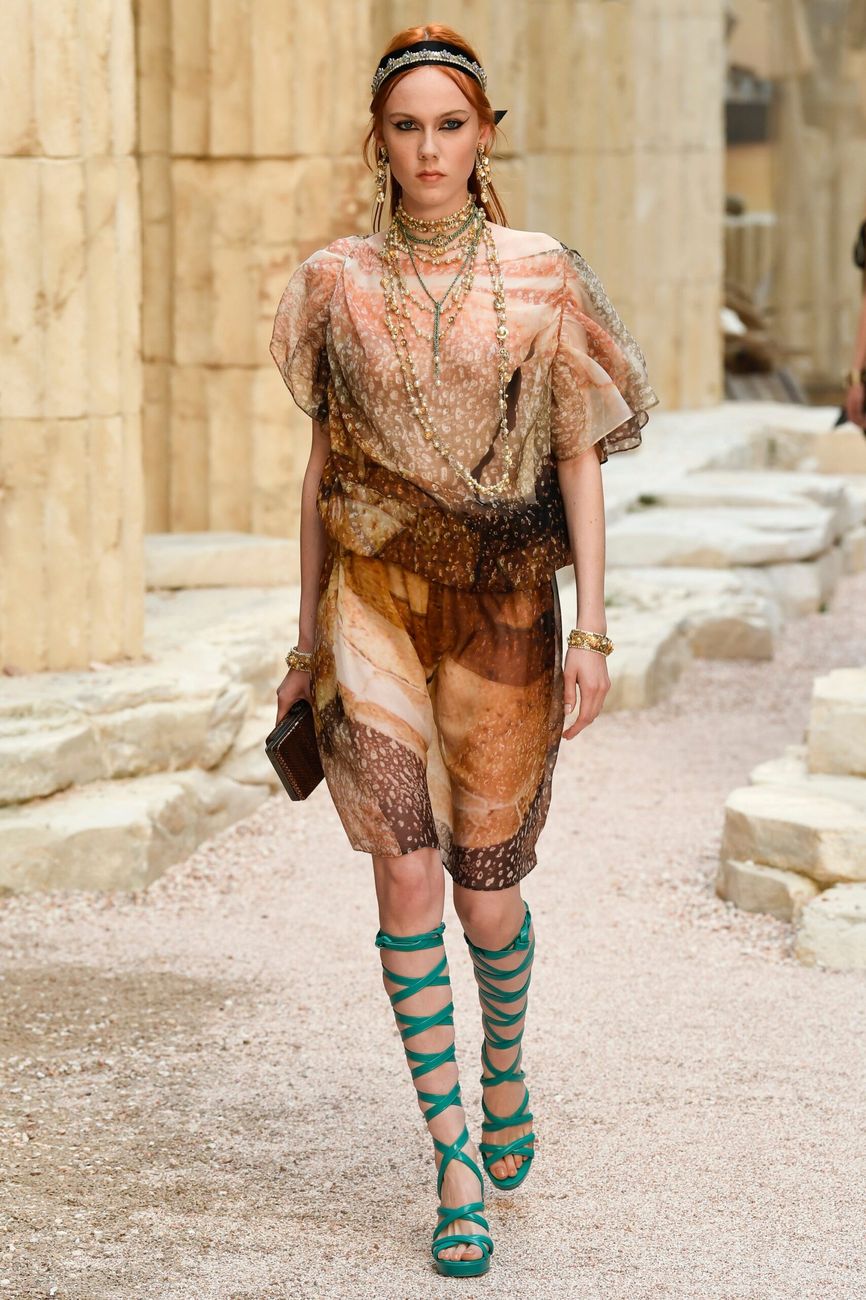 Chanel Resort 18 Look 150