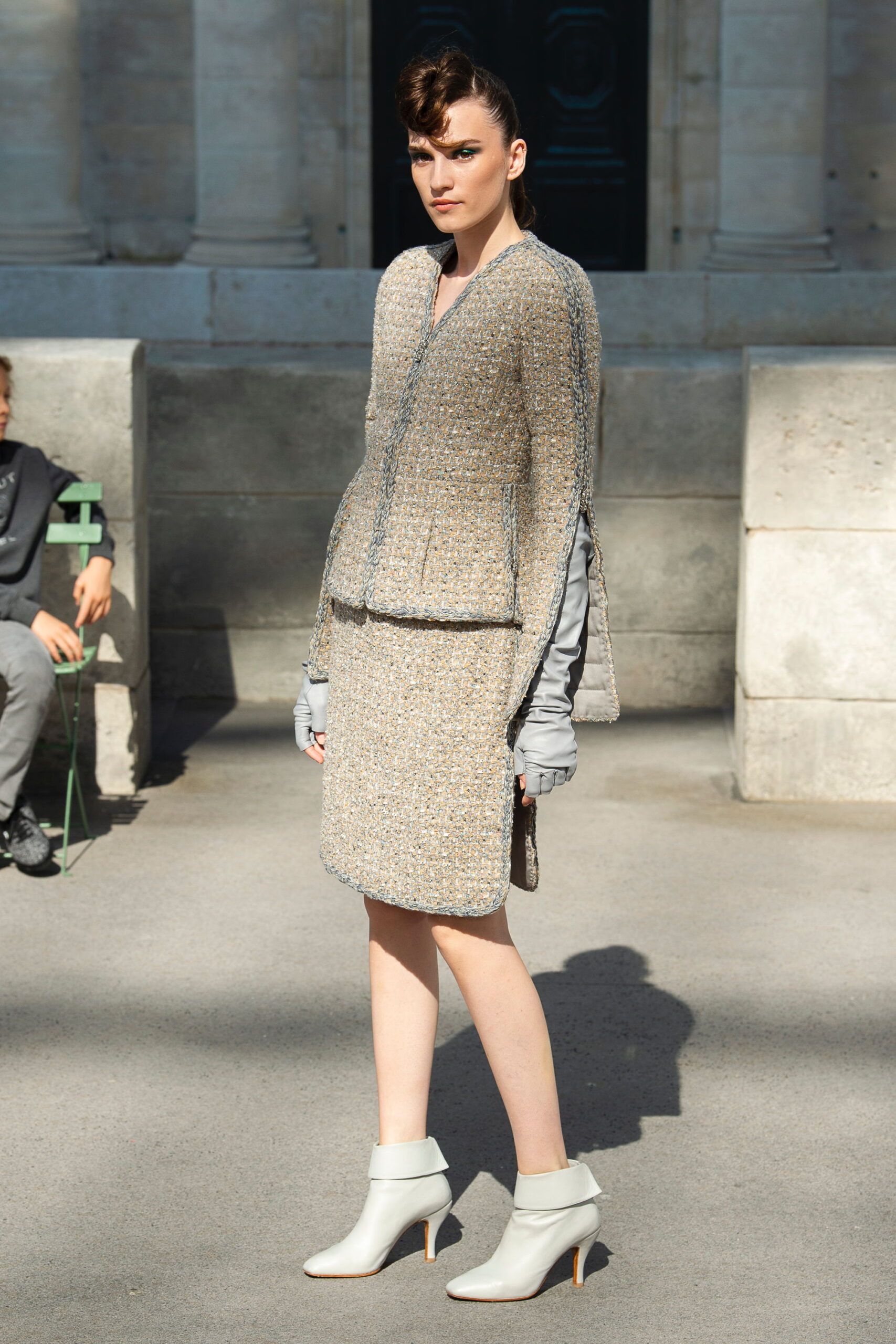 Chanel F/W 18 Couture Look 18