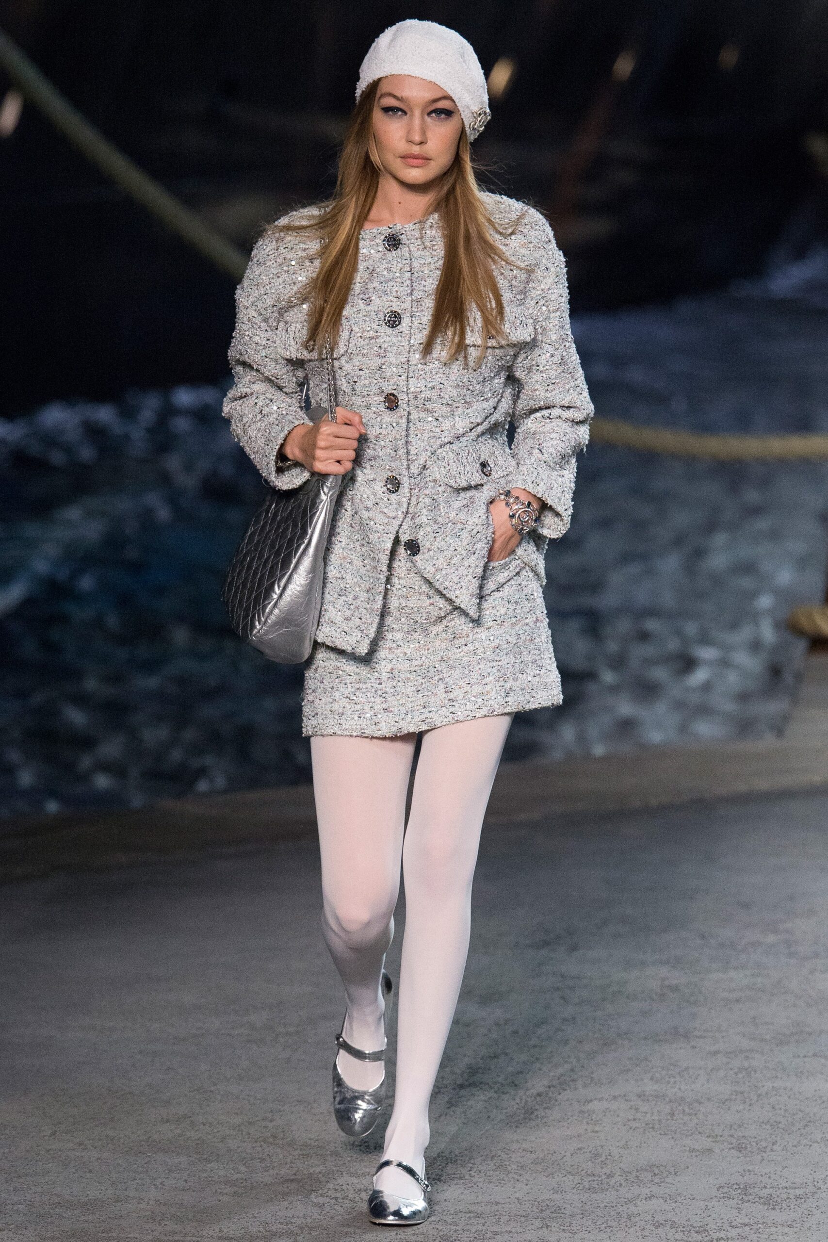Chanel Resort 19 Look 8