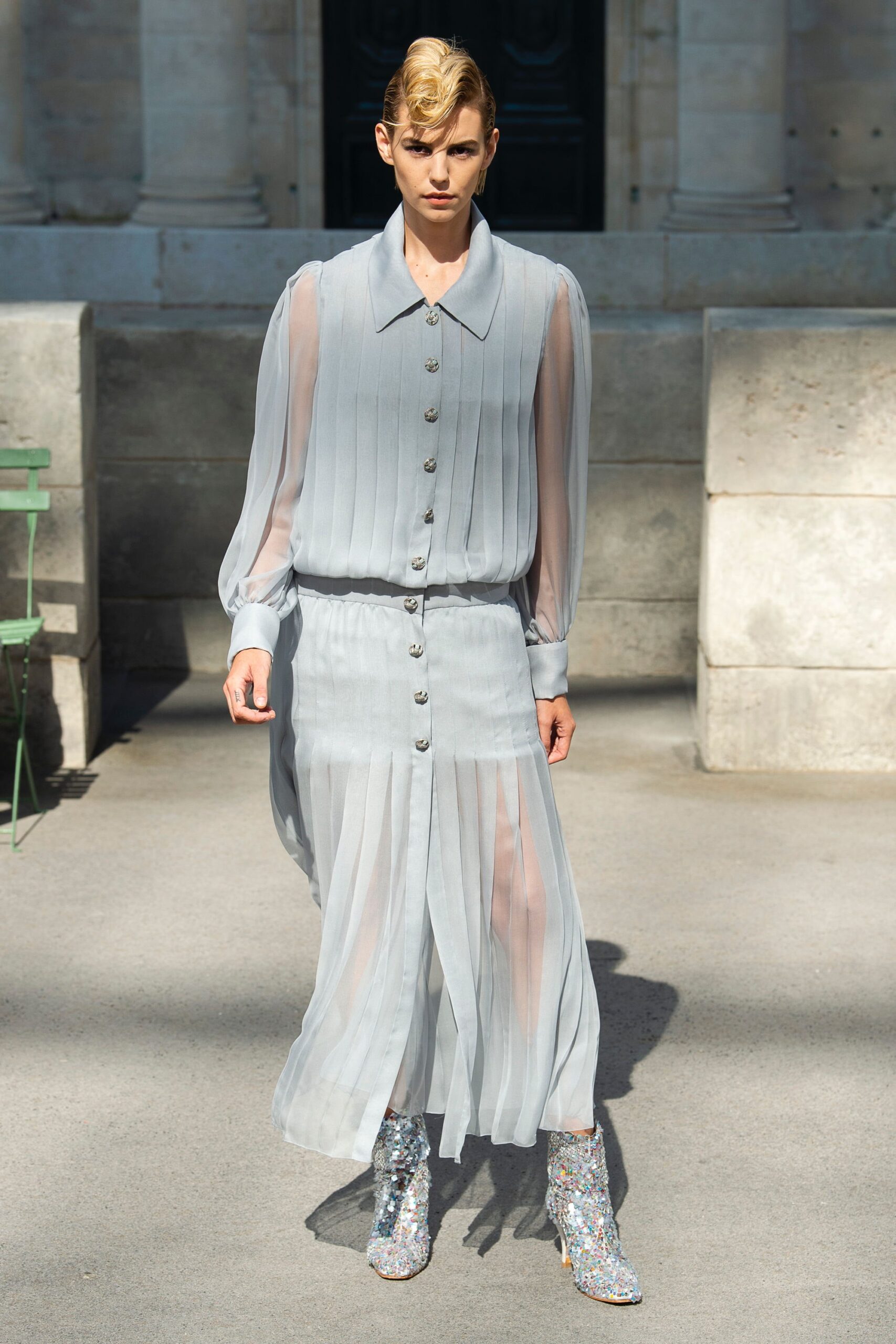 Chanel F/W 18 Couture Look 21