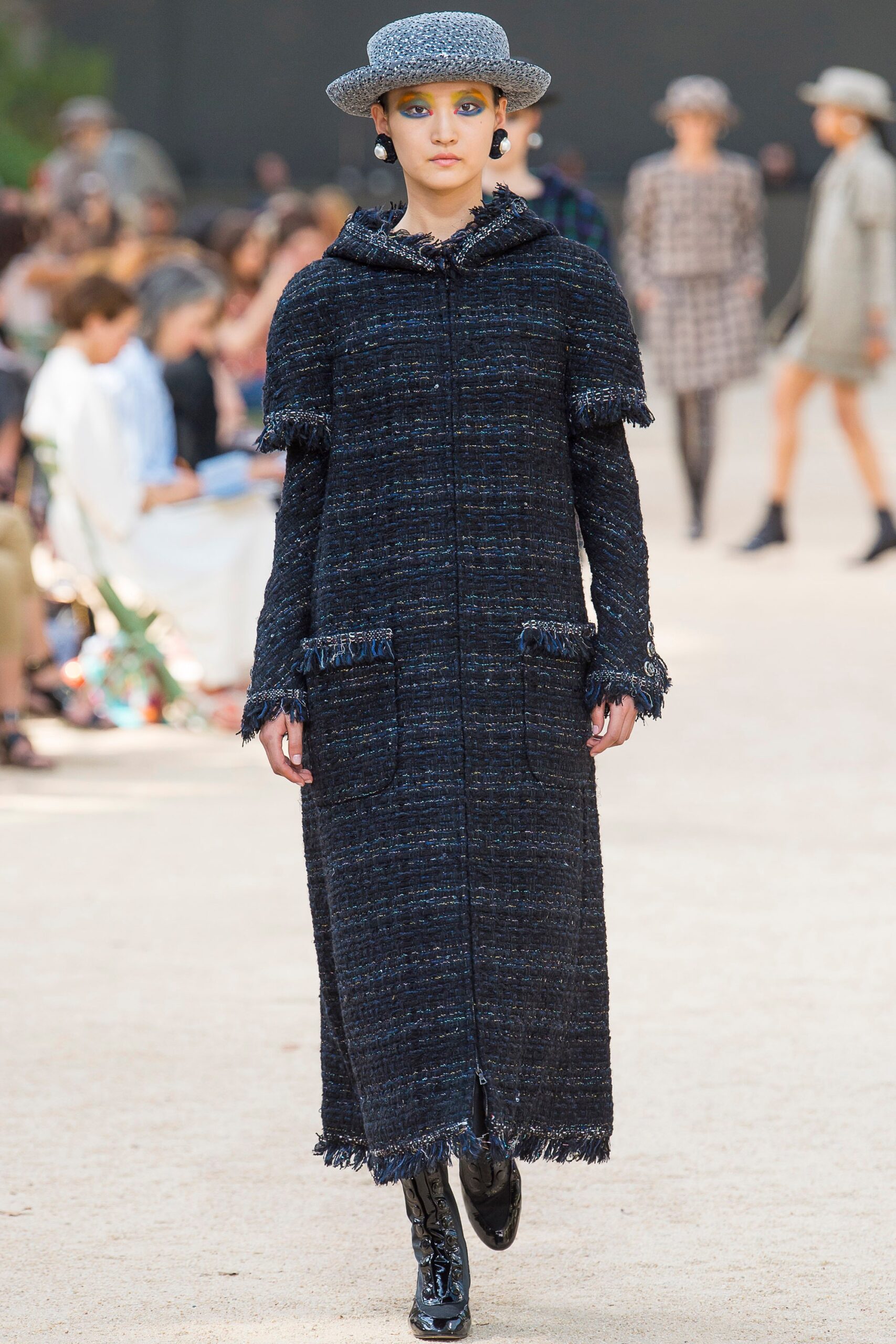 Chanel F/W 17 Couture Look 160