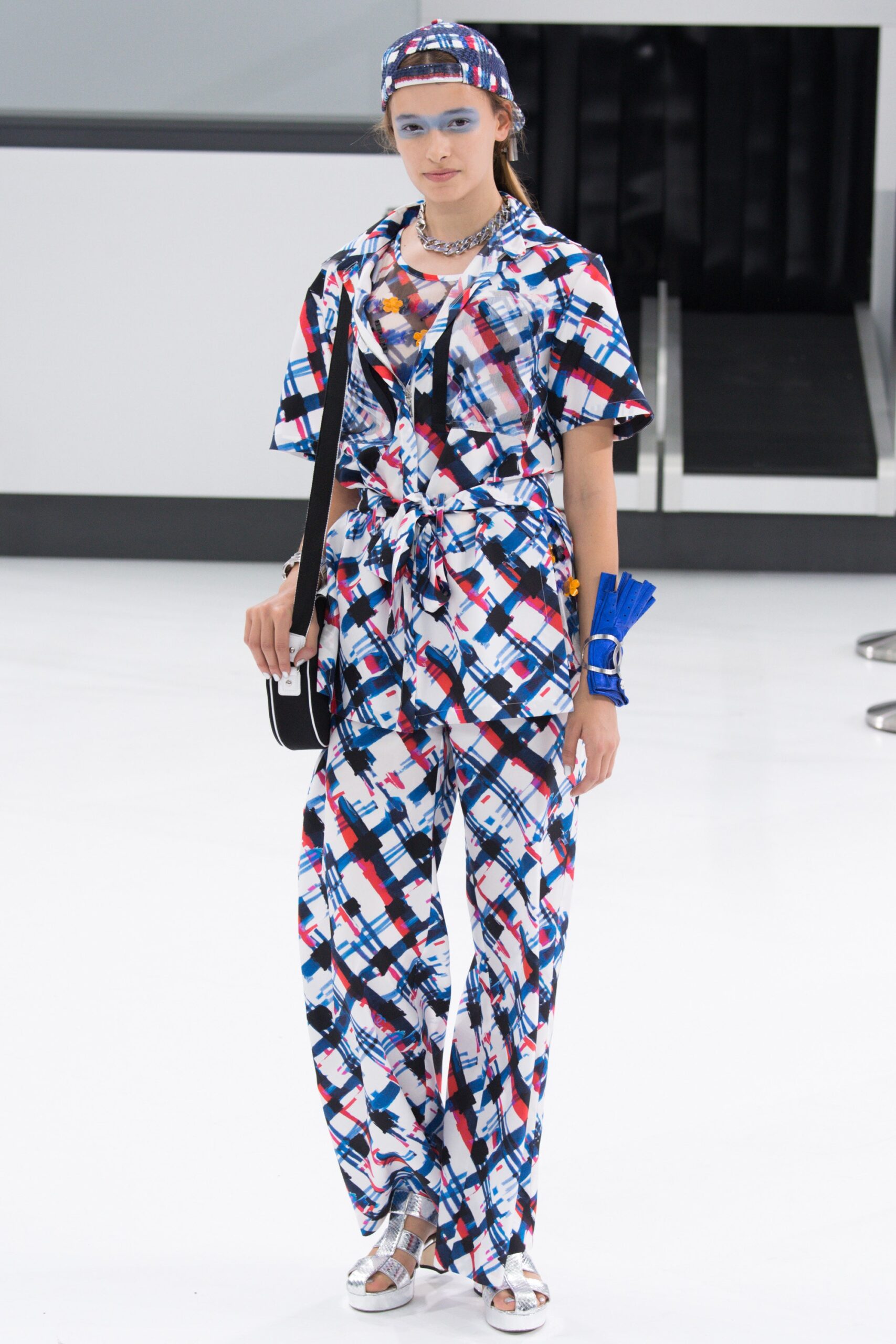 Chanel S/S 16 Look 246