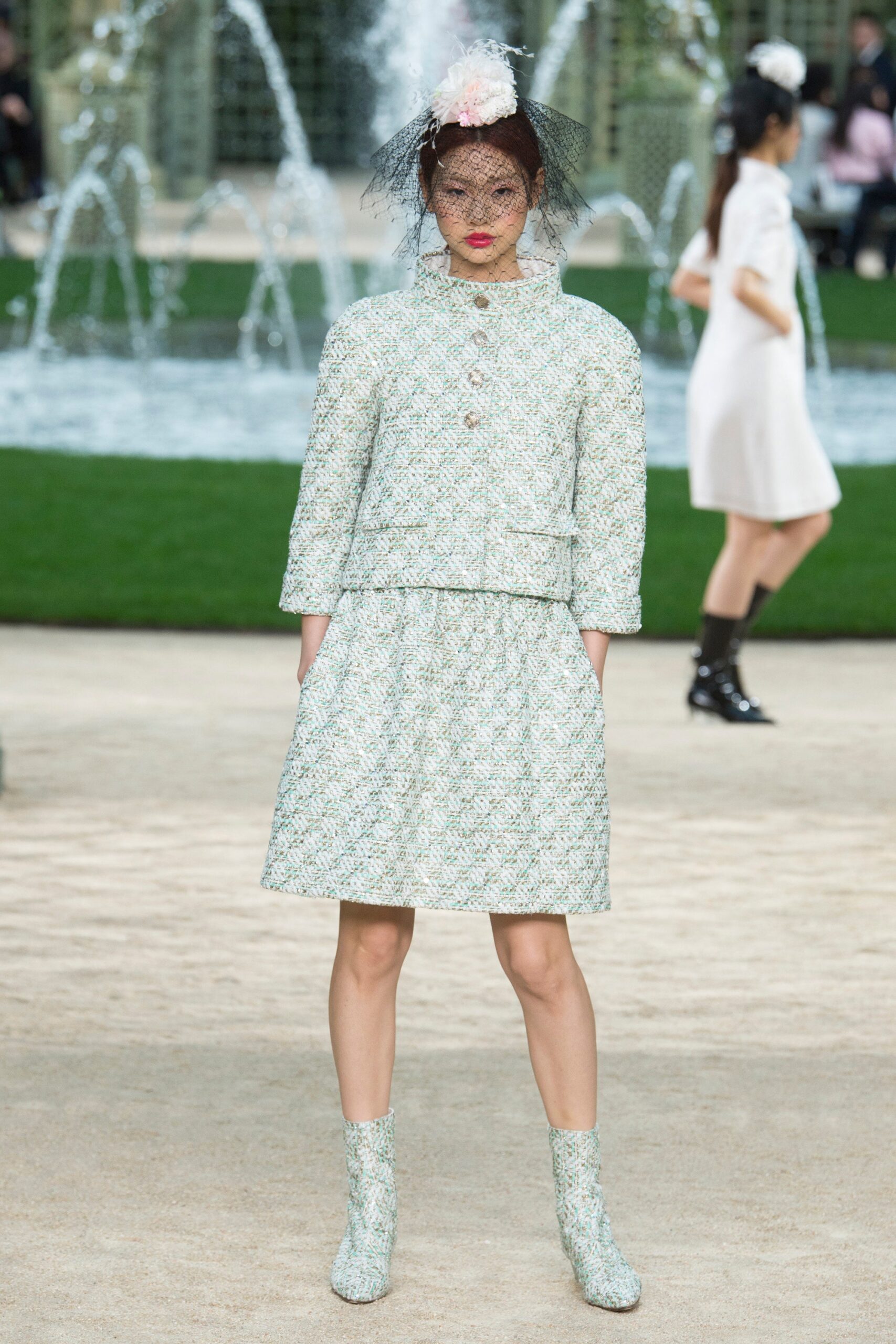 Chanel S/S 18 Couture Look 229