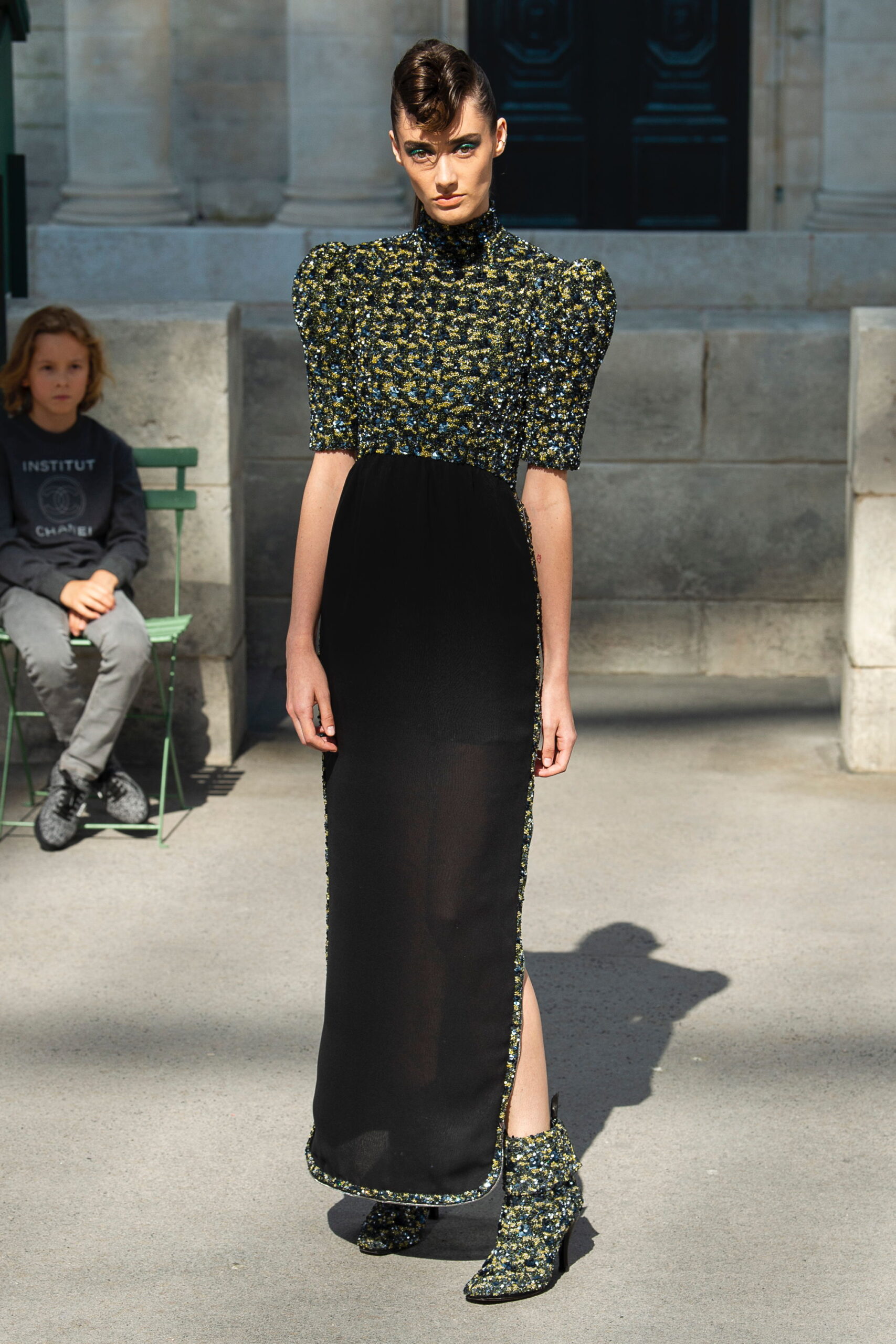 Chanel F/W 18 Couture Look 27