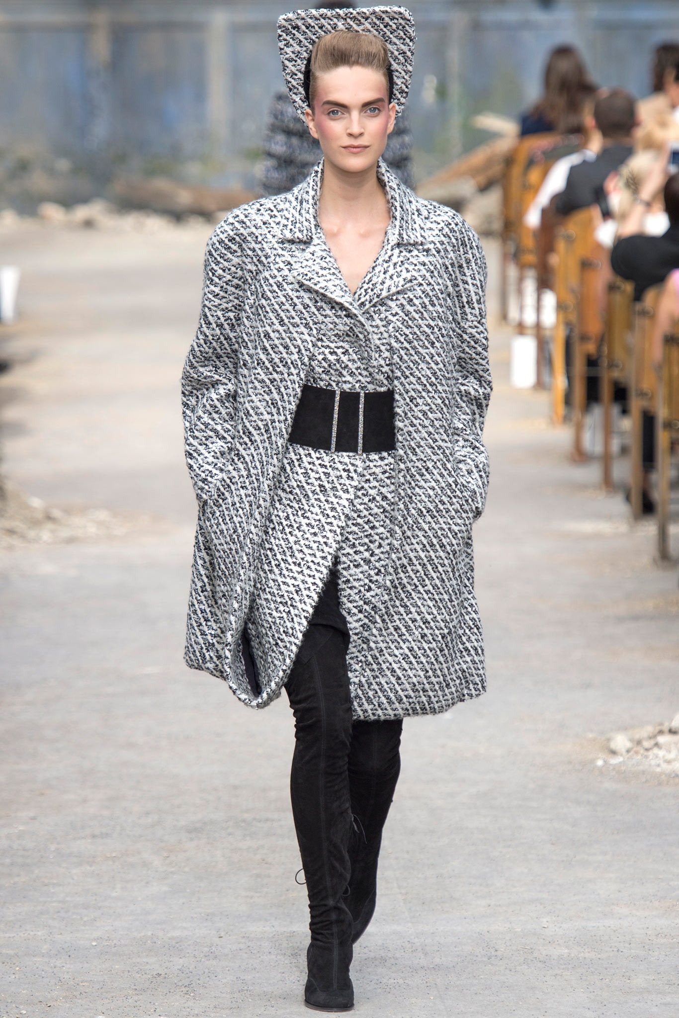 Chanel F/W 13 Couture Look 103